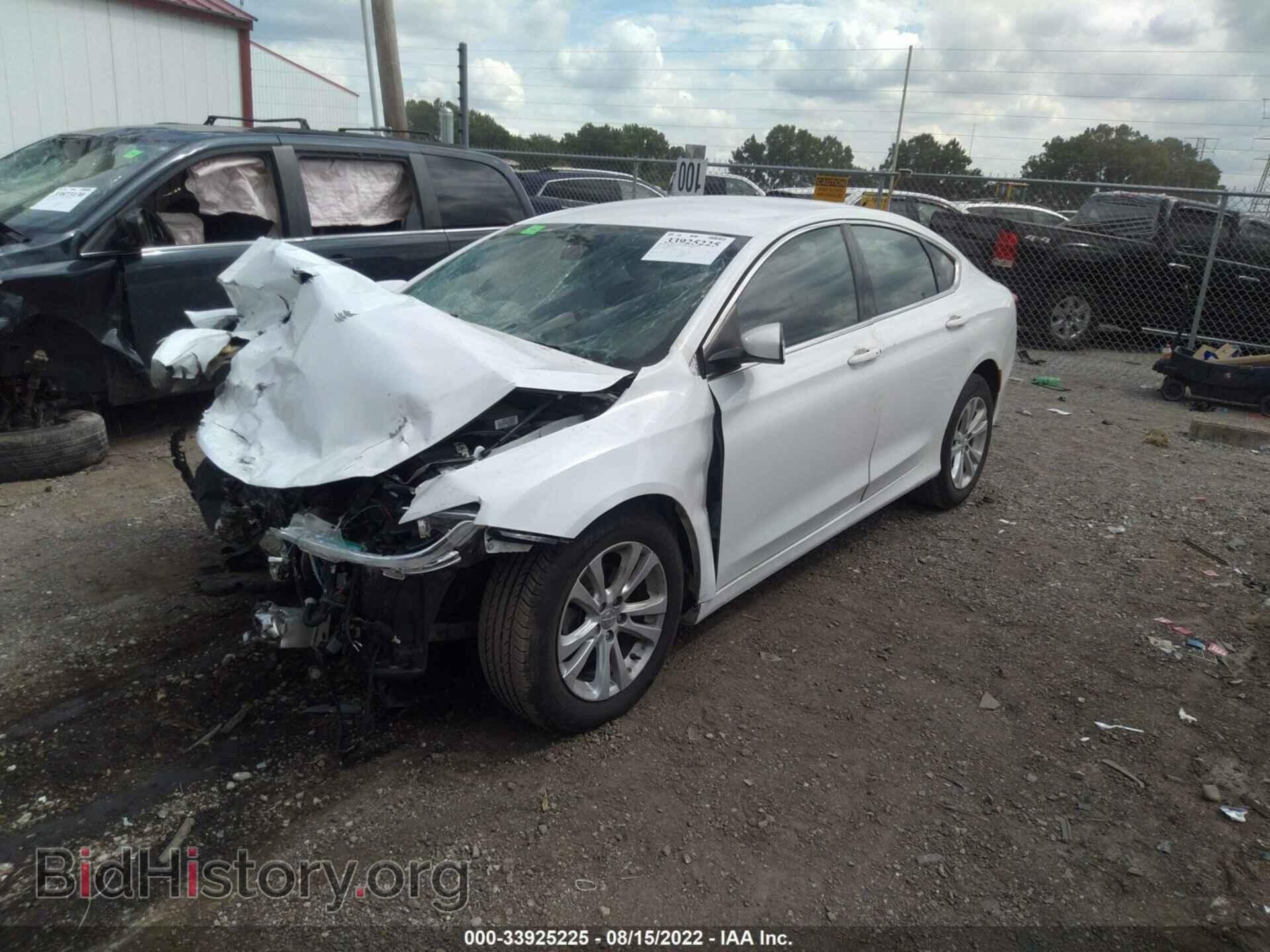 2015 CHRYSLER 200 - VIN: 1C3CCCAB2FN683003 - Photo 2