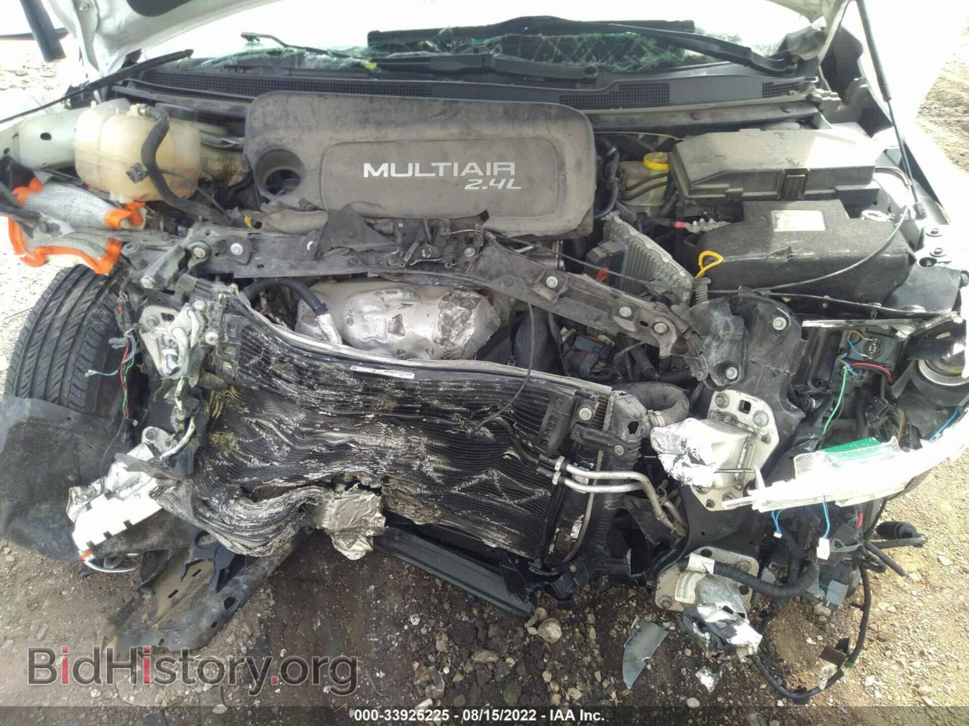 2015 CHRYSLER 200 - VIN: 1C3CCCAB2FN683003 - Photo 10