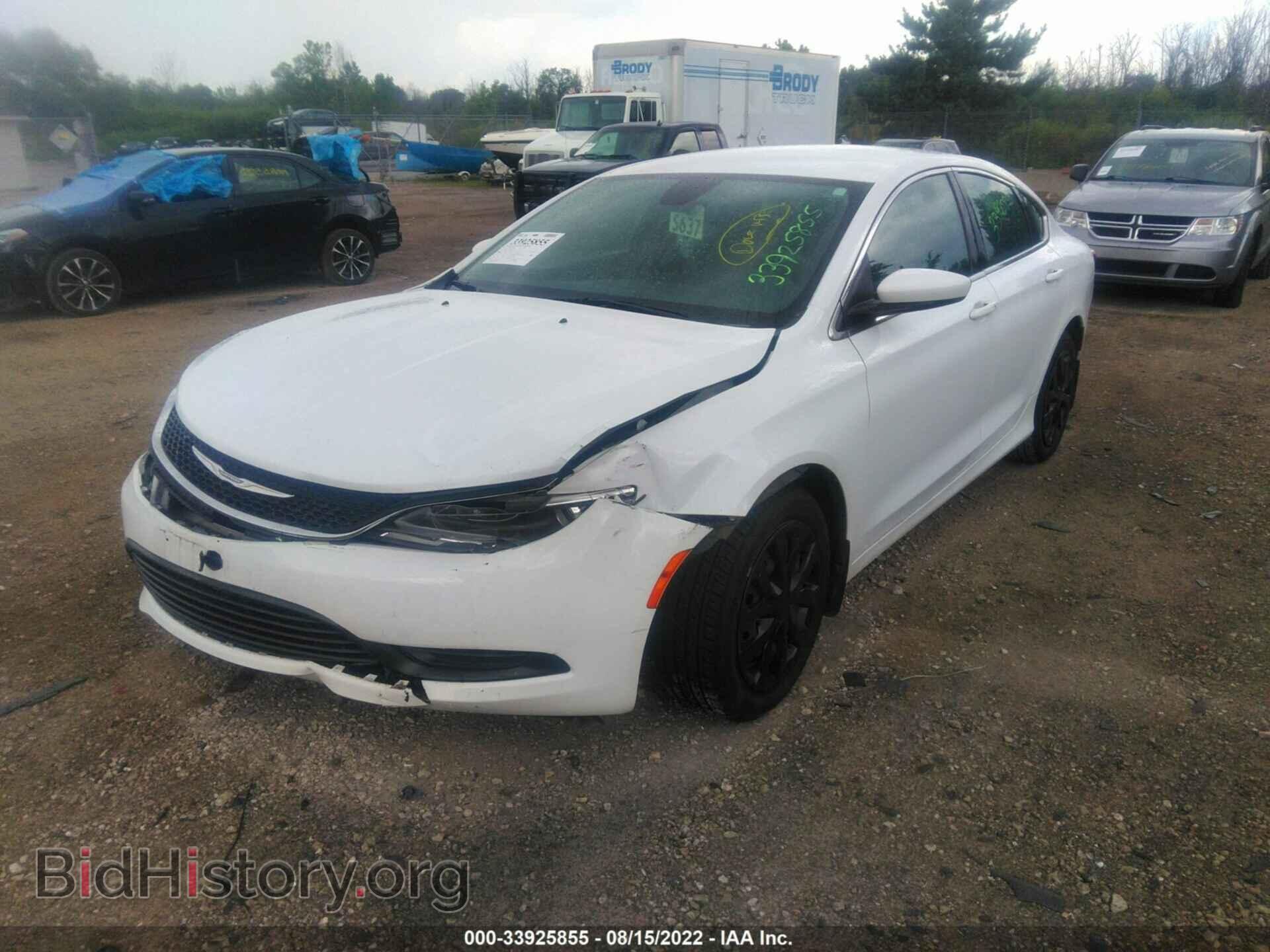 2016 CHRYSLER 200 - VIN: 1C3CCCFB5GN153103 - Photo 2