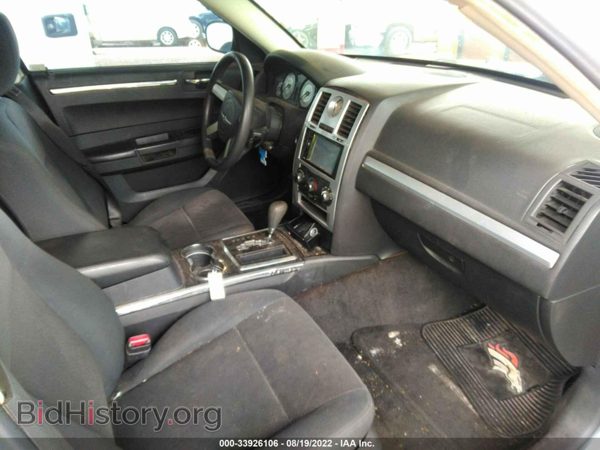 2010 CHRYSLER 300 - VIN: 2C3CA4CD9AH191323 - Фото 5