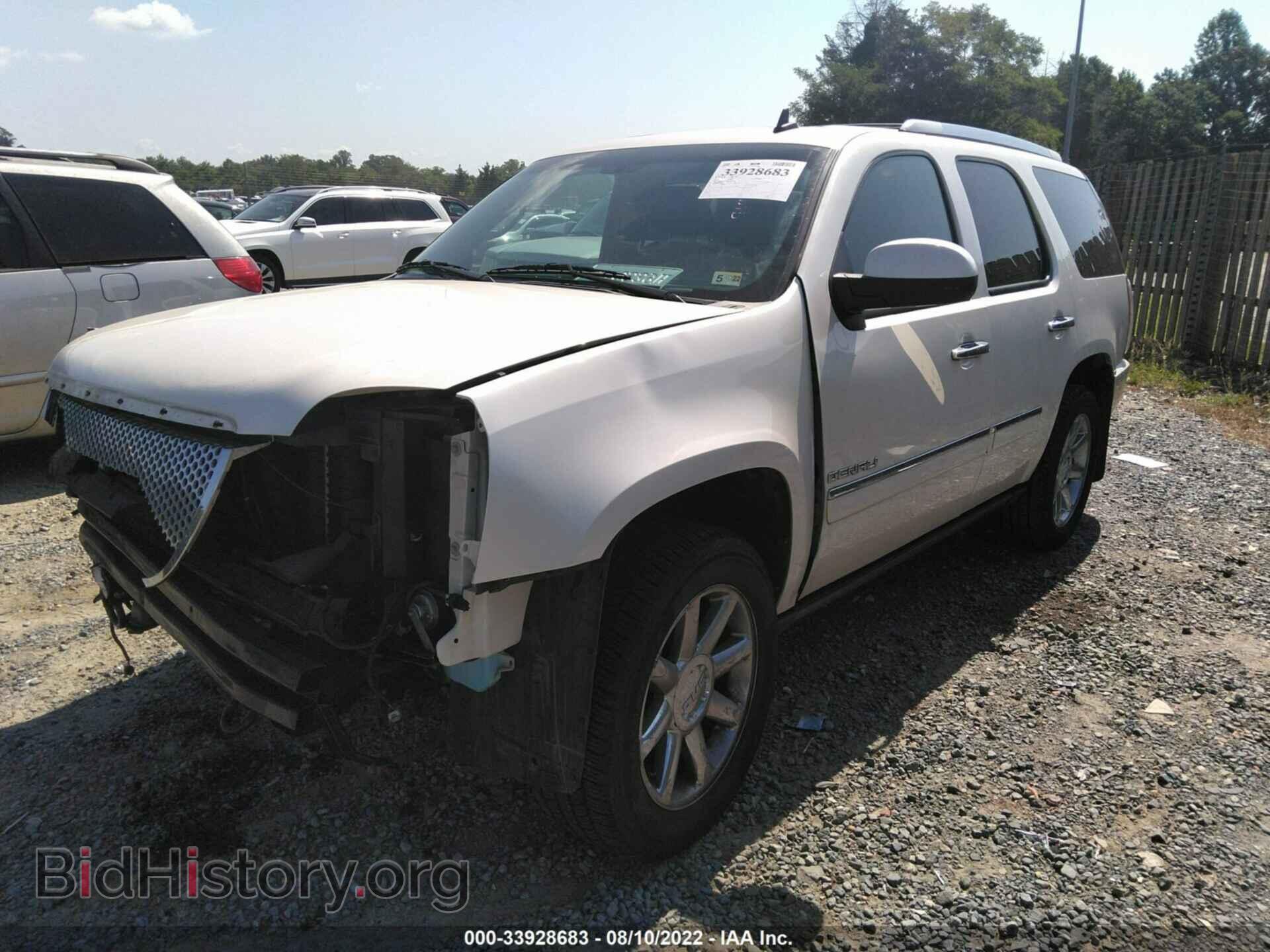 2011 GMC YUKON - VIN: 1GKS2EEF9BR395506 - Фото 2