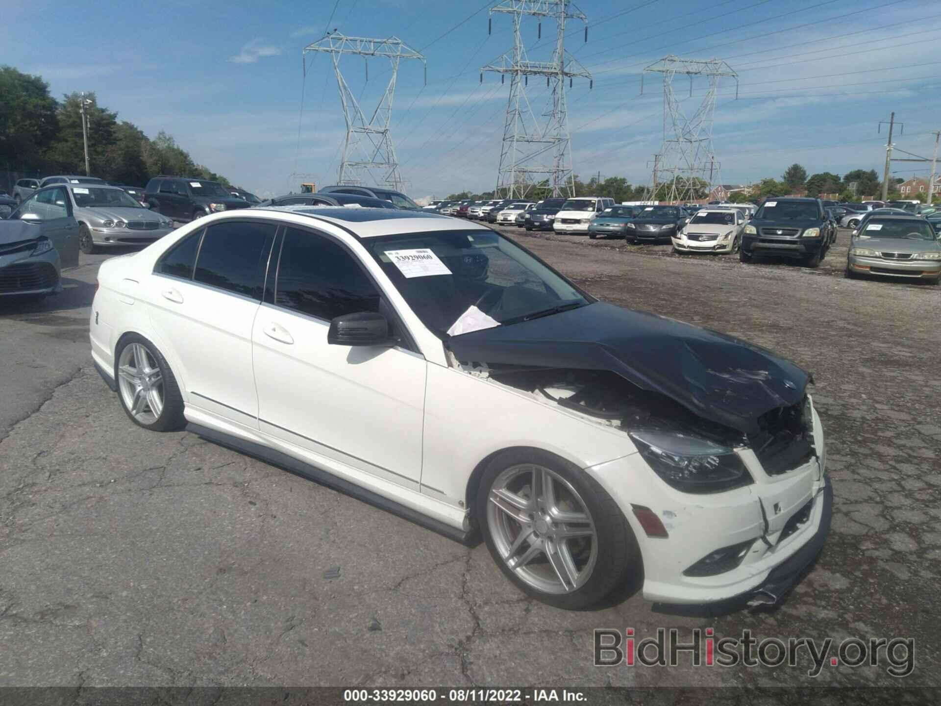 Photo WDDGF5EB3BA519647 - MERCEDES-BENZ C-CLASS 2011