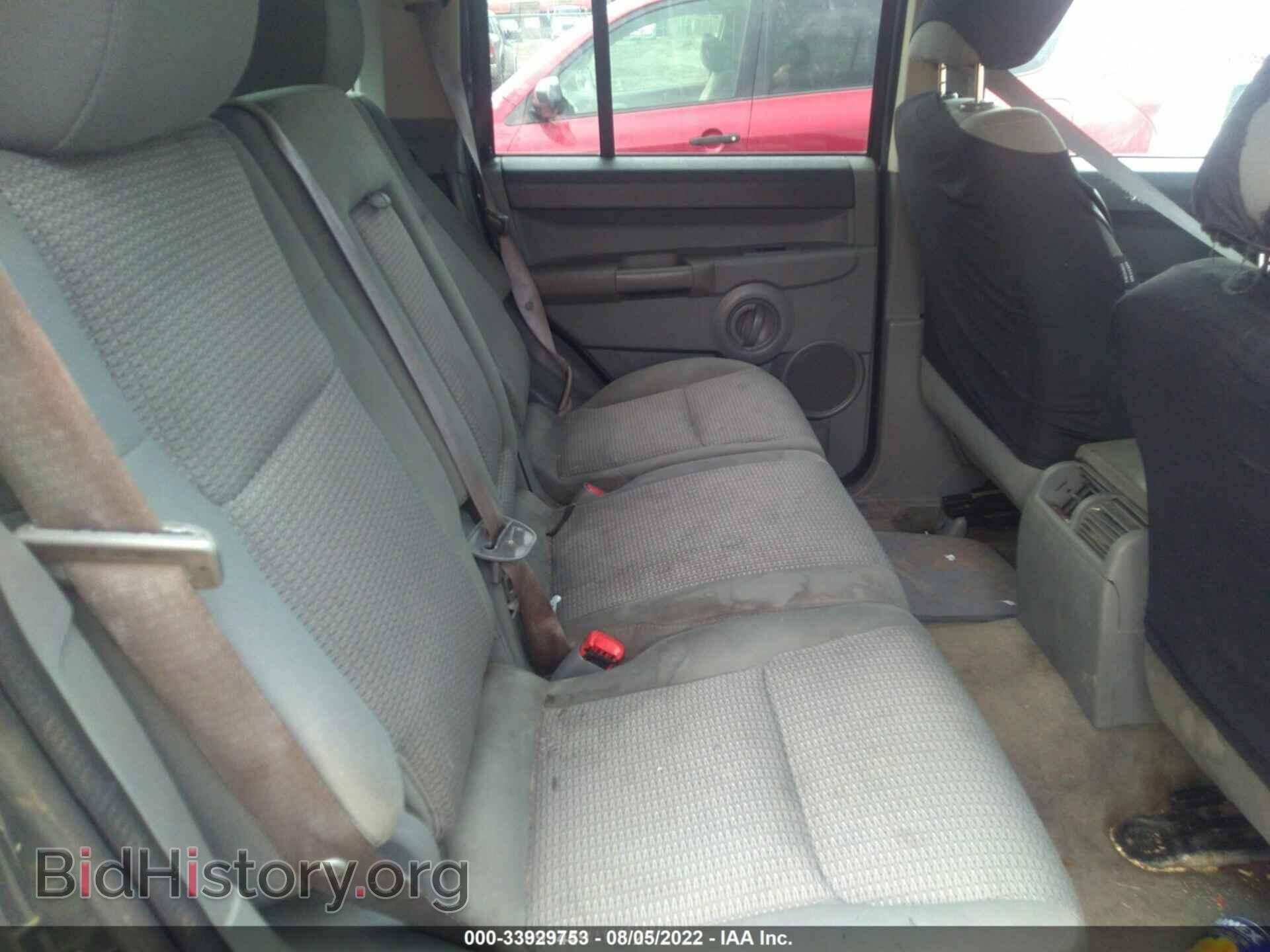 2007 JEEP COMMANDER - VIN: 1J8HH48K27C661975 - Фото 8