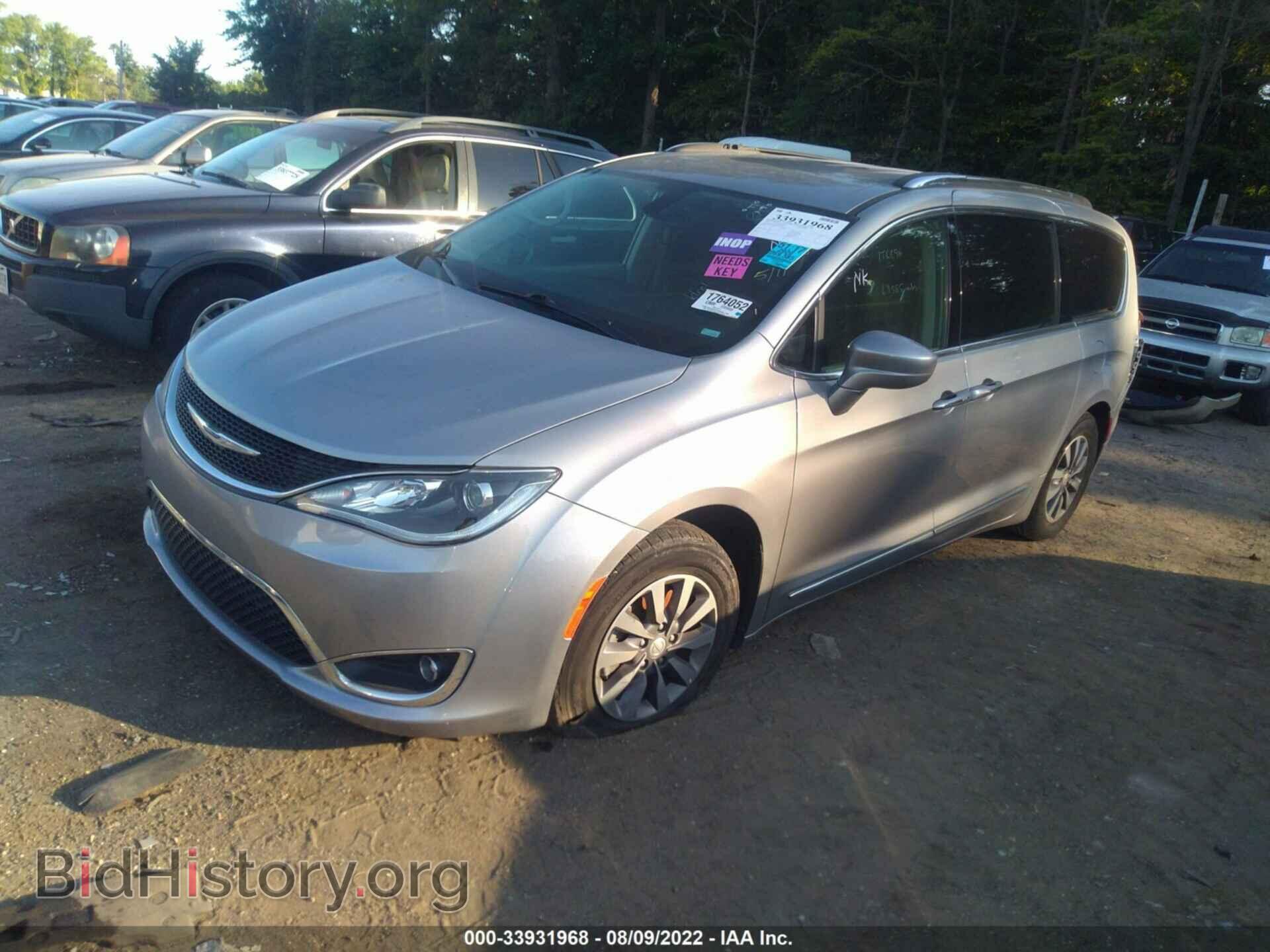 2020 CHRYSLER PACIFICA - VIN: 2C4RC1EG5LR172982 - Фото 2