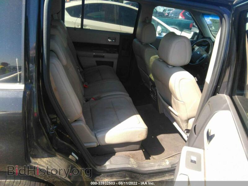 2011 Ford FLEX (VIN 2FMGK5CC8BBD32874) — photo 8 of 12