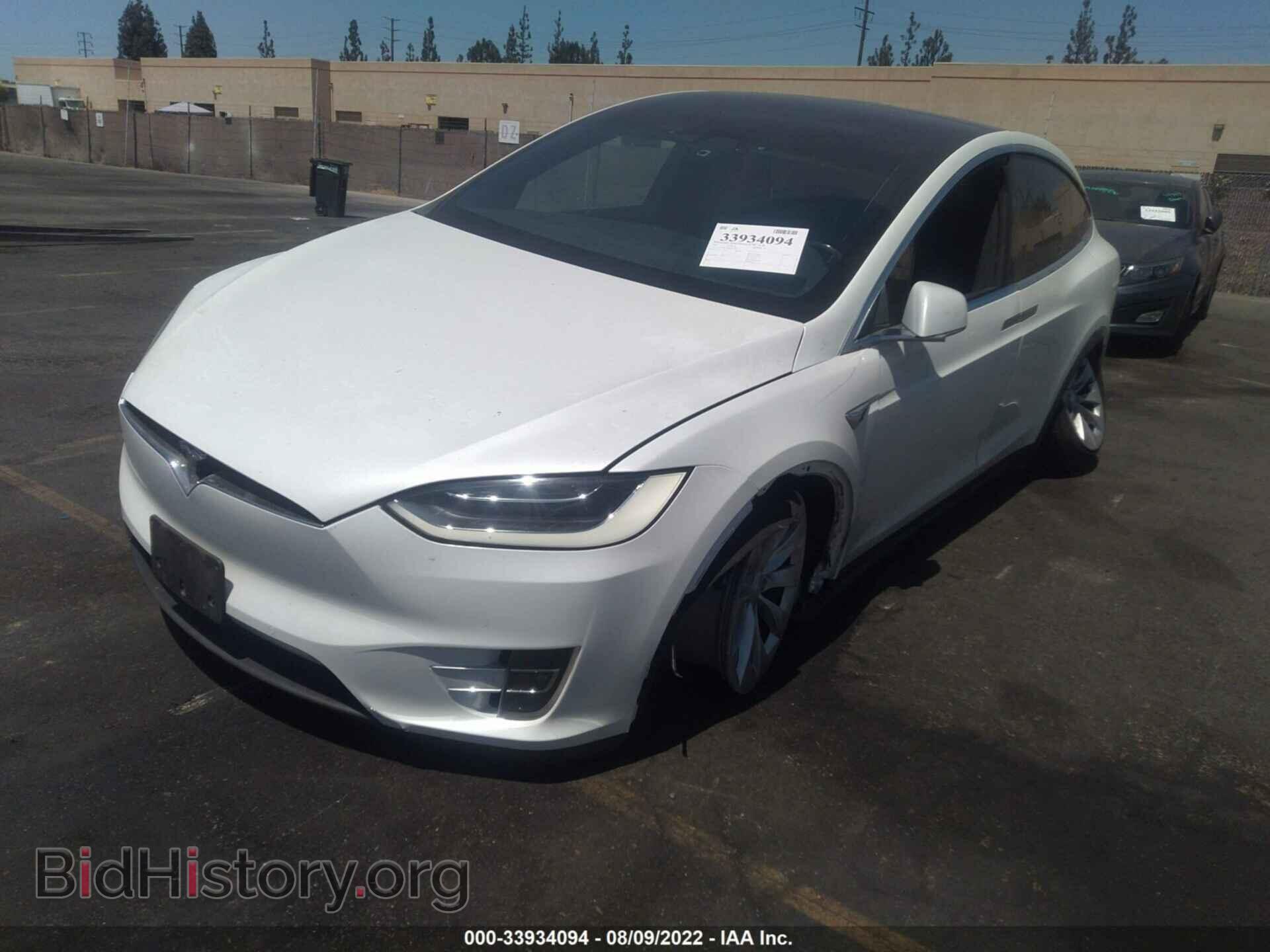 2017 TESLA MODEL X - VIN: 5YJXCDE2XHF076183 - Фото 2