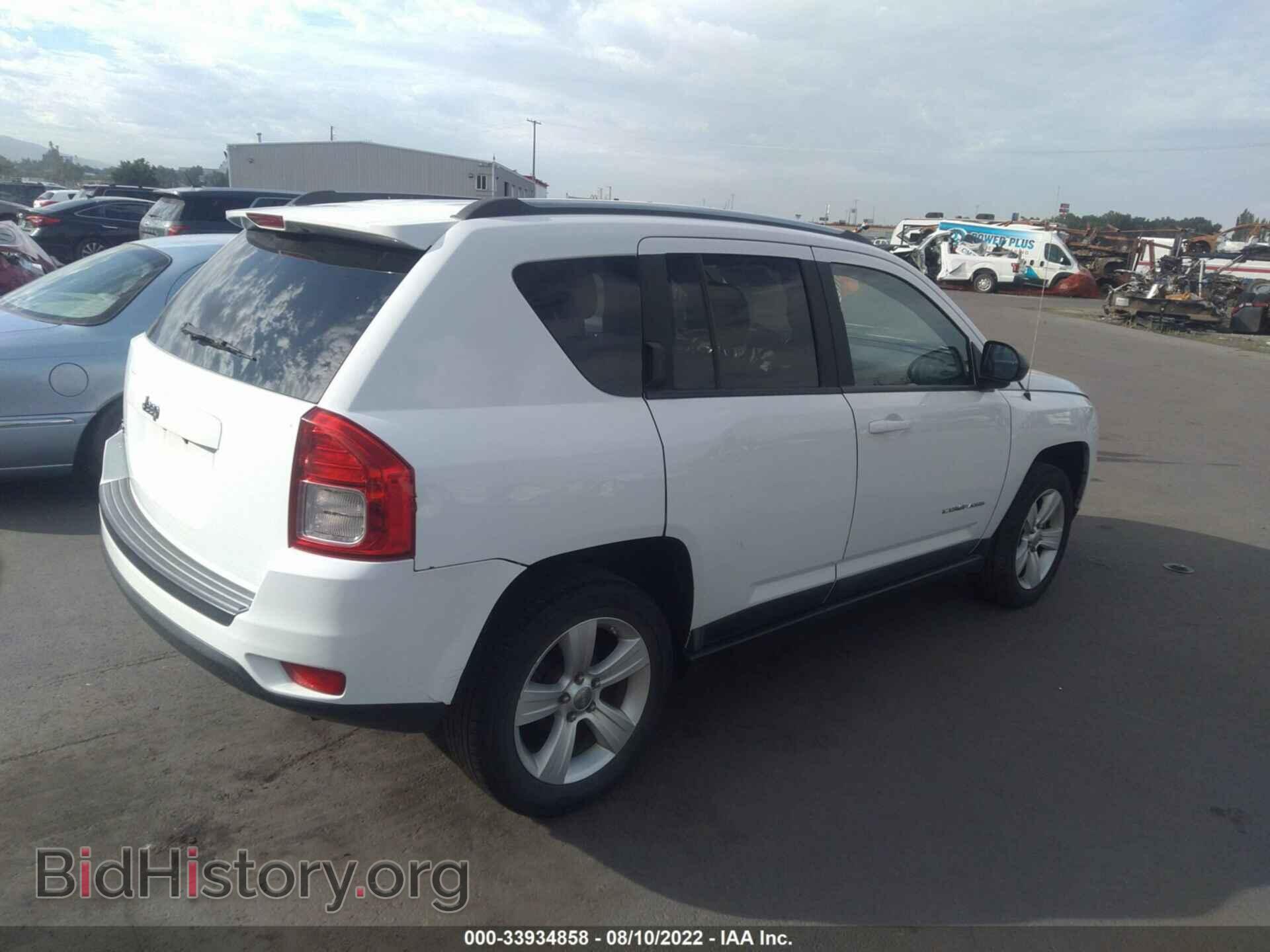 2011 JEEP COMPASS - VIN: 1J4NF1FB0BD270497 - Photo 4