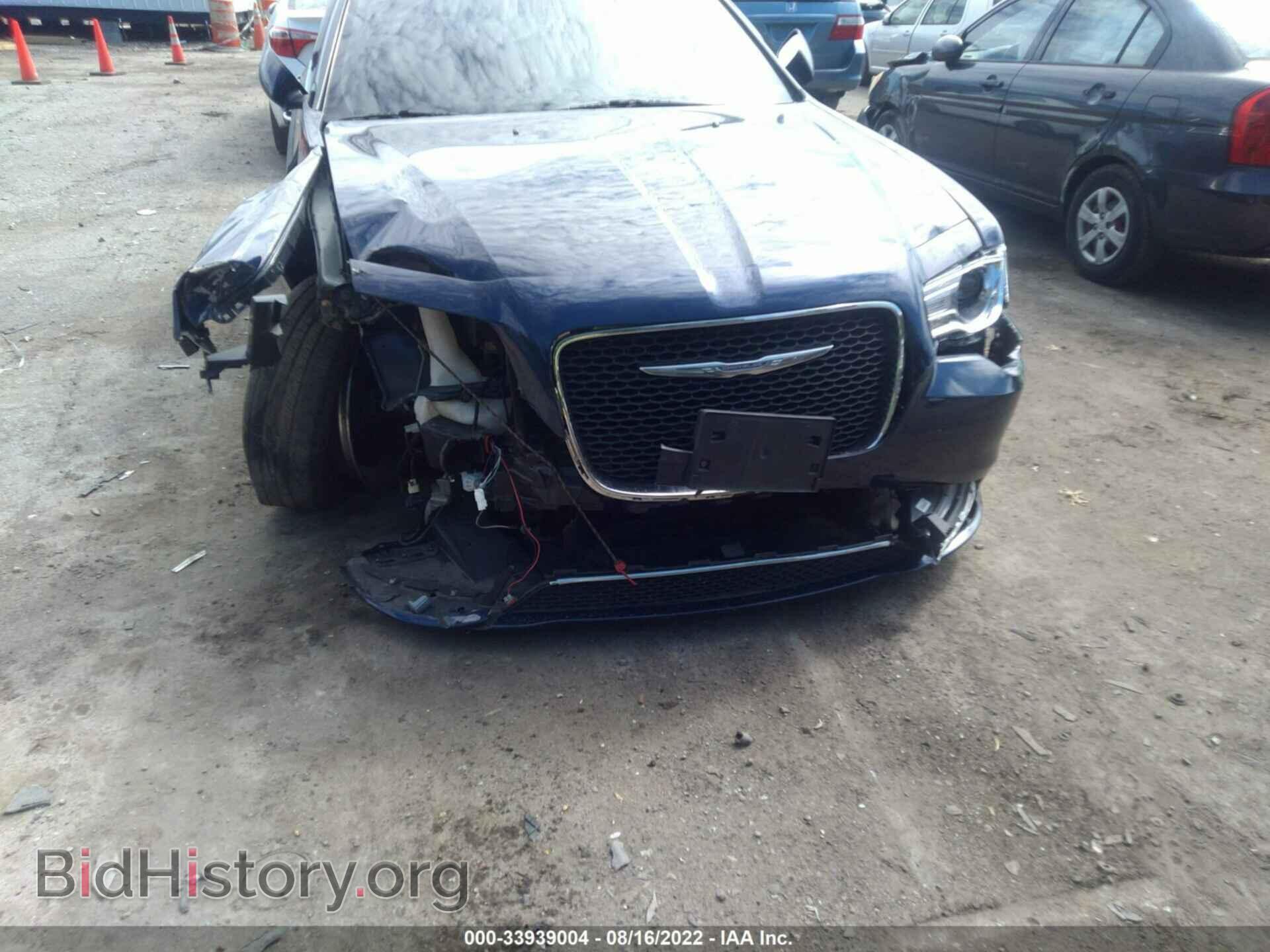 2016 CHRYSLER 300 - VIN: 2C3CCARG9GH238966 - Фото 6