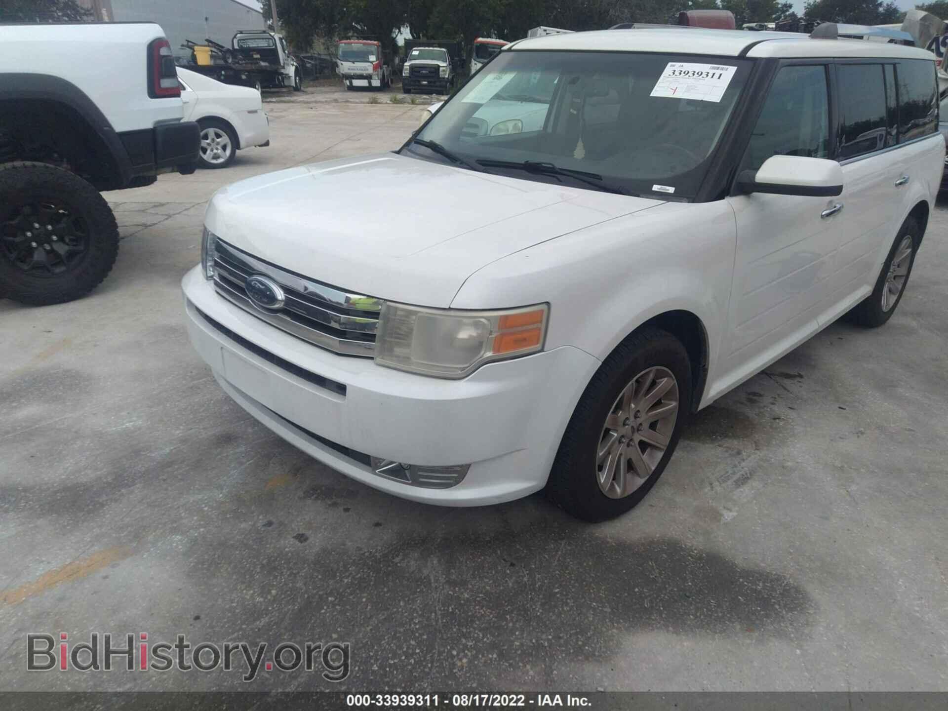 2010 FORD FLEX - VIN: 2FMGK5CC3ABD02860 - Photo 2
