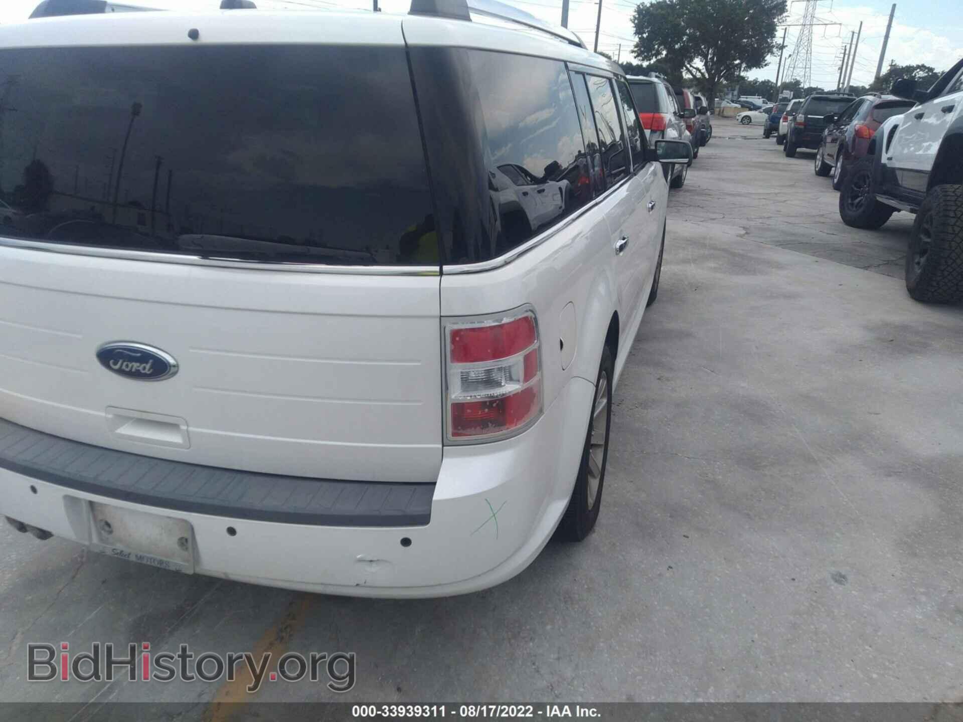 2010 FORD FLEX - VIN: 2FMGK5CC3ABD02860 - Photo 4