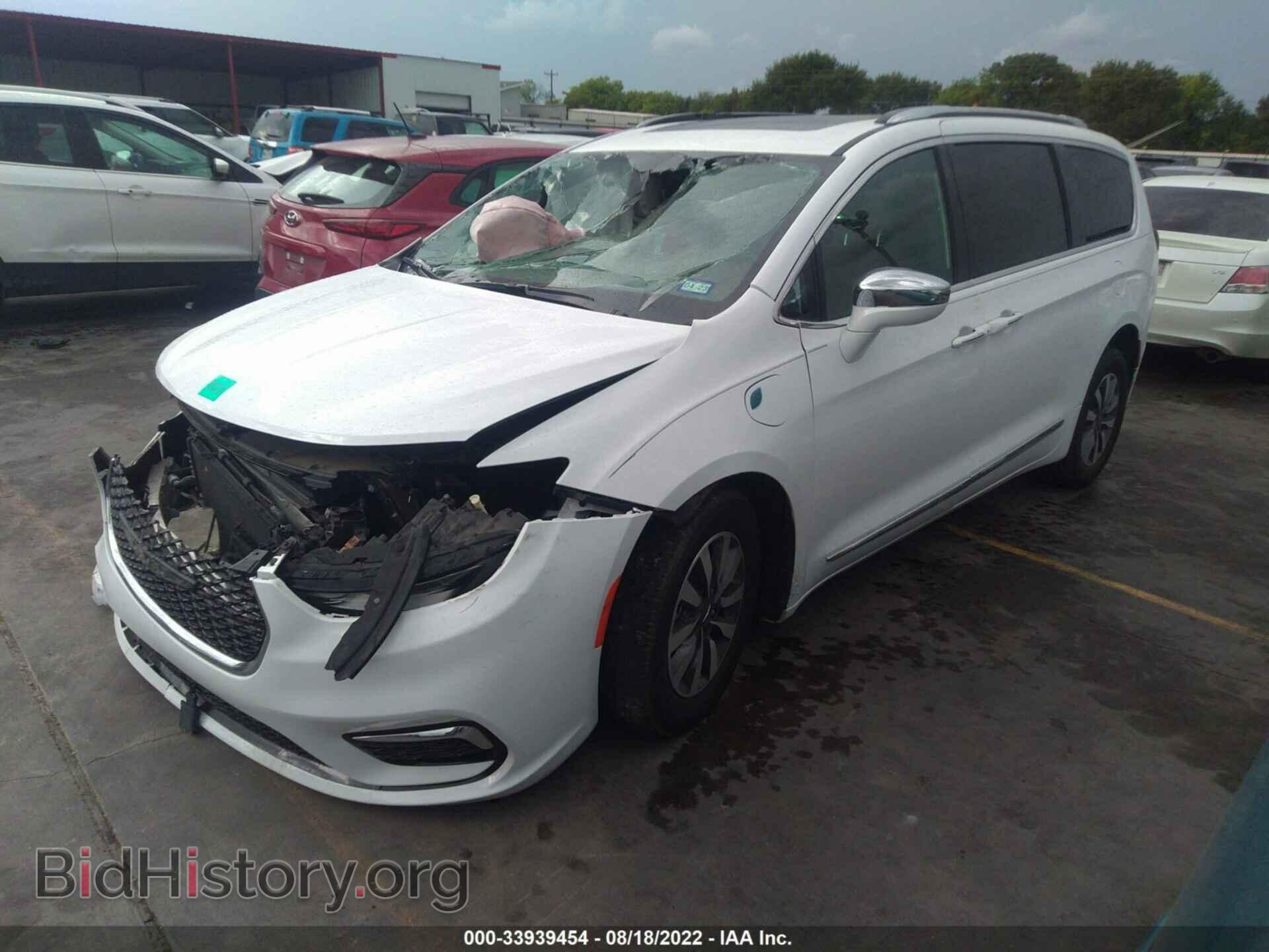 2021 CHRYSLER PACIFICA - VIN: 2C4RC1S73MR550433 - Photo 2