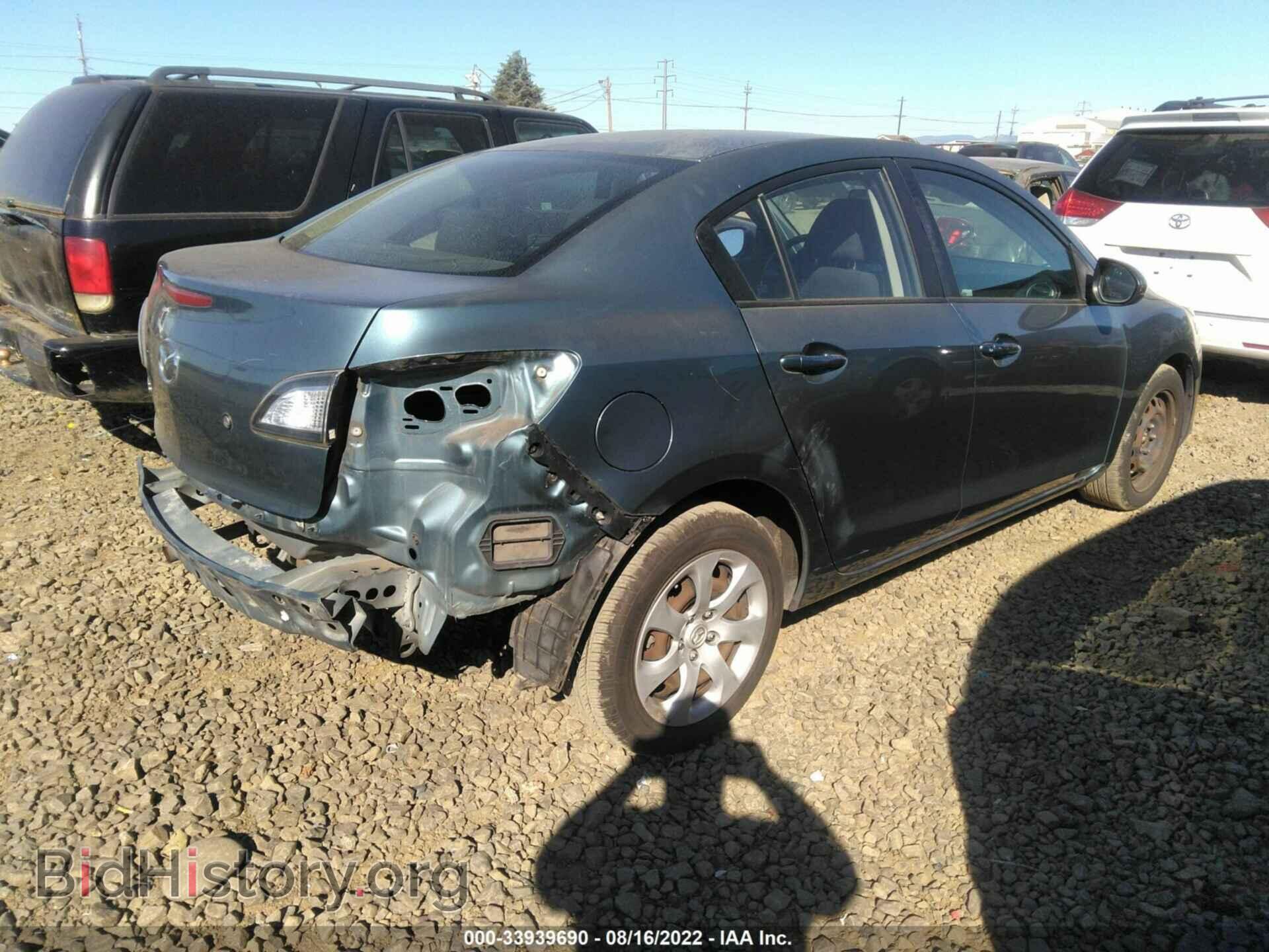 2011 MAZDA MAZDA3 - VIN: JM1BL1UG2B1429120 - Фото 4