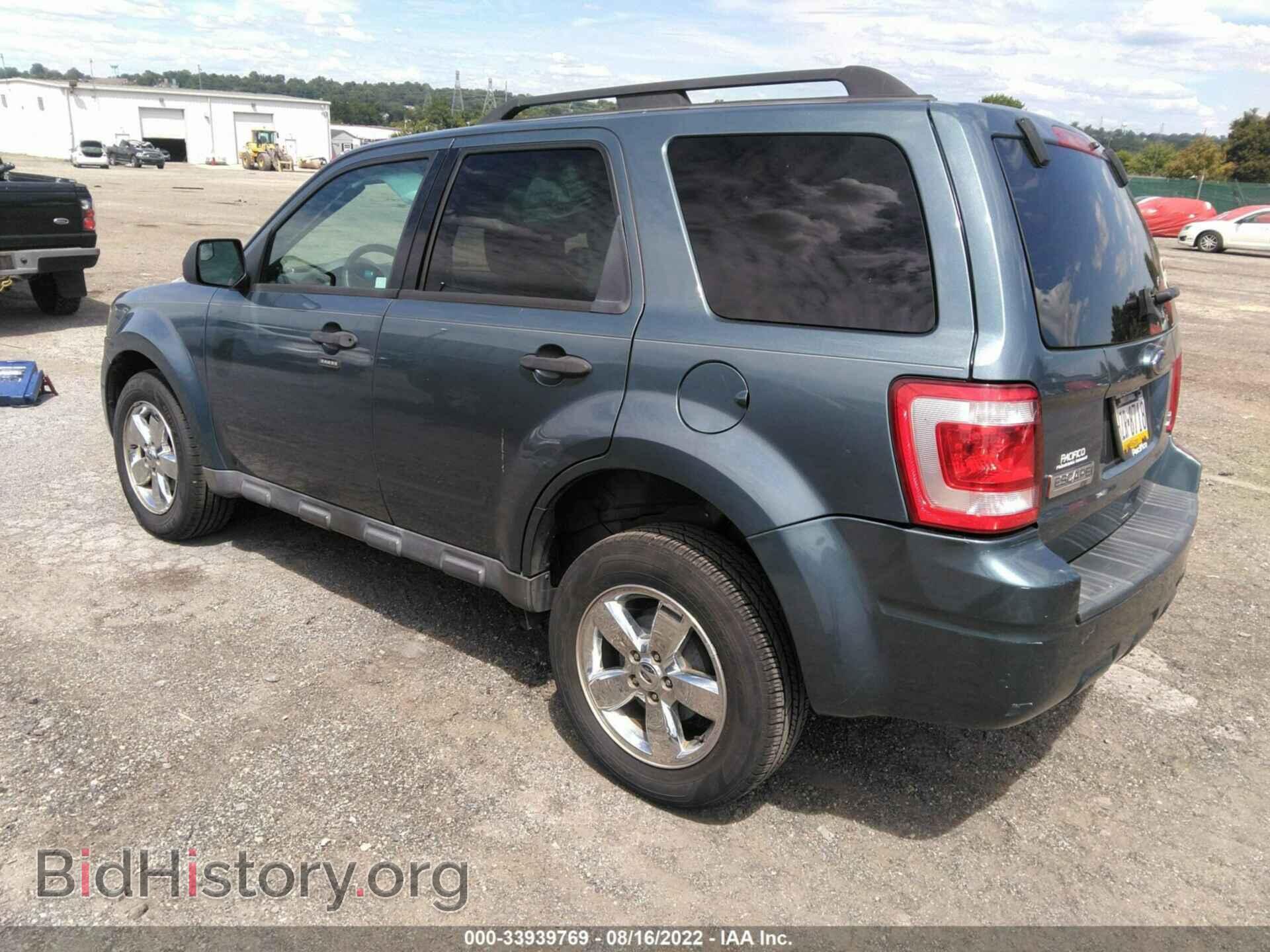 2011 FORD ESCAPE - VIN: 1FMCU0DG5BKA65731 - Фото 3