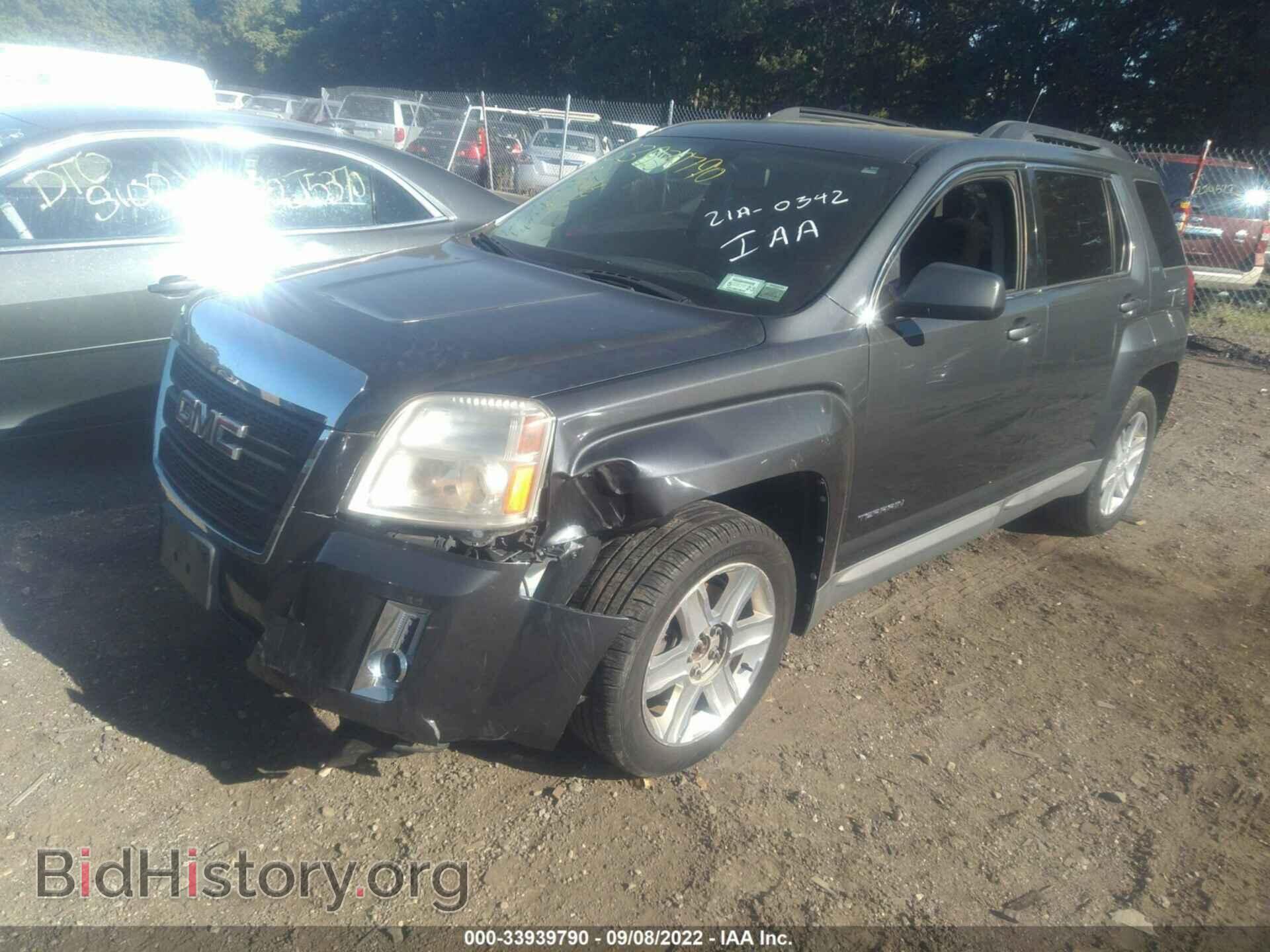 2010 GMC TERRAIN - VIN: 2CTALDEW6A6361486 - Photo 2