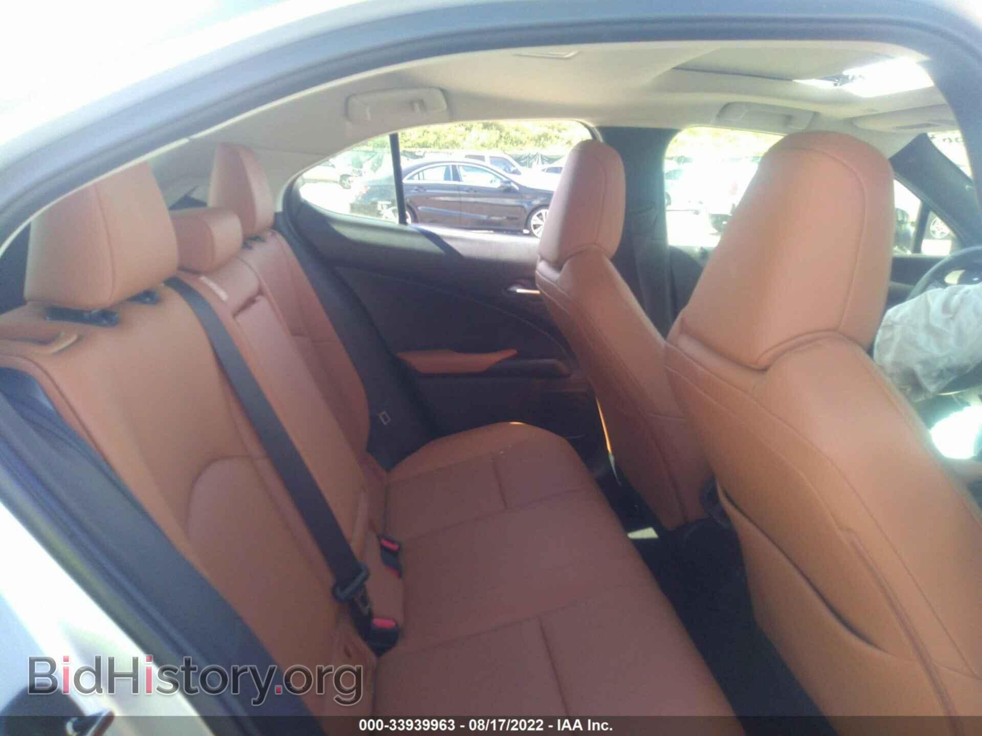 2019 LEXUS UX - VIN: JTHU9JBH5K2006351 - Фото 8