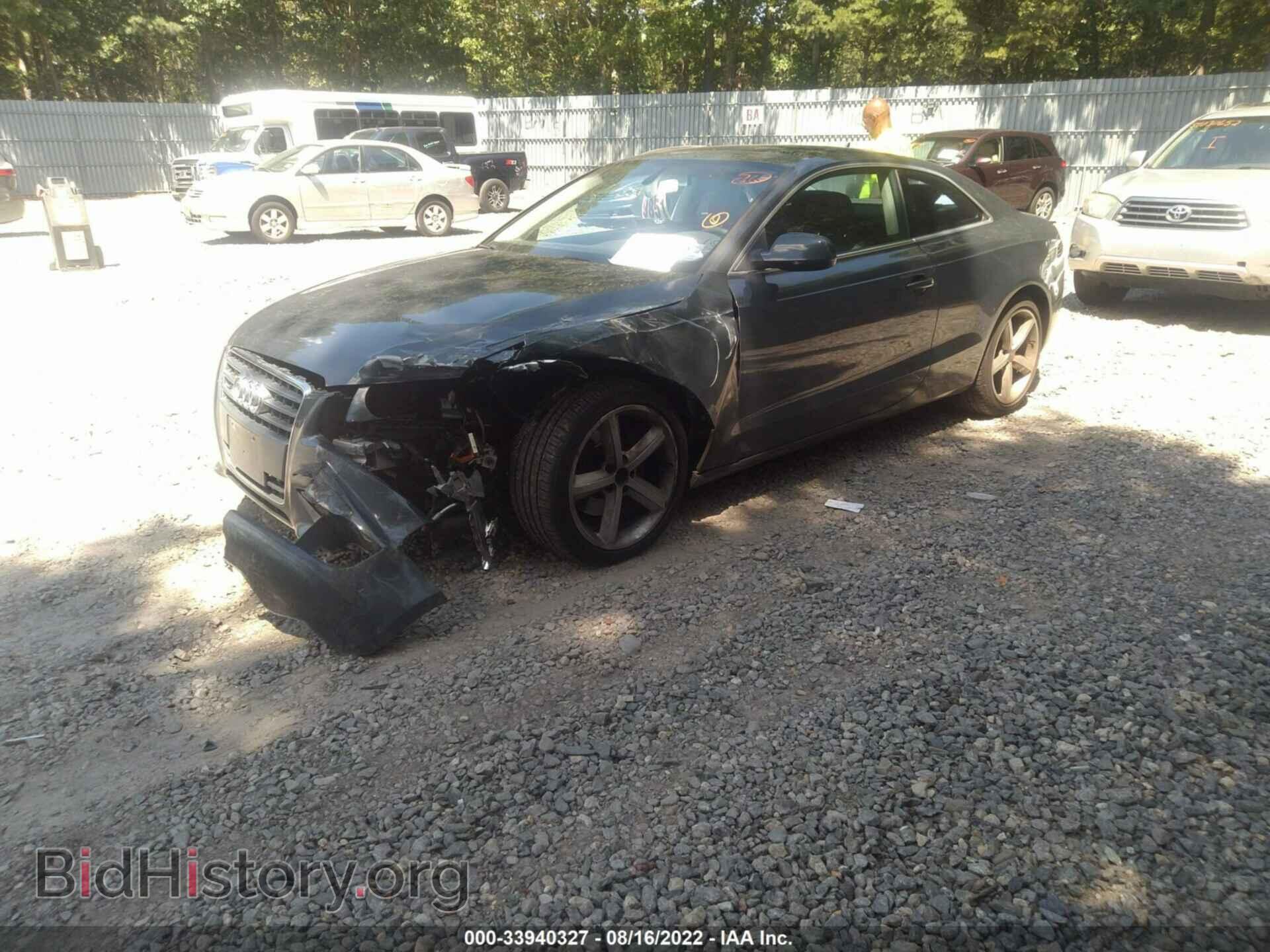 2010 AUDI A5 - VIN: WAULFAFR7AA063340 - Фото 2