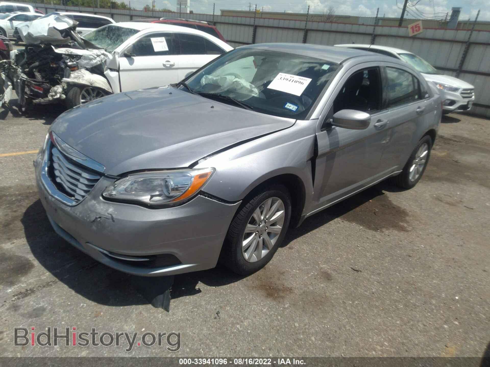 2013 CHRYSLER 200 - VIN: 1C3CCBBB3DN764453 - Фото 2