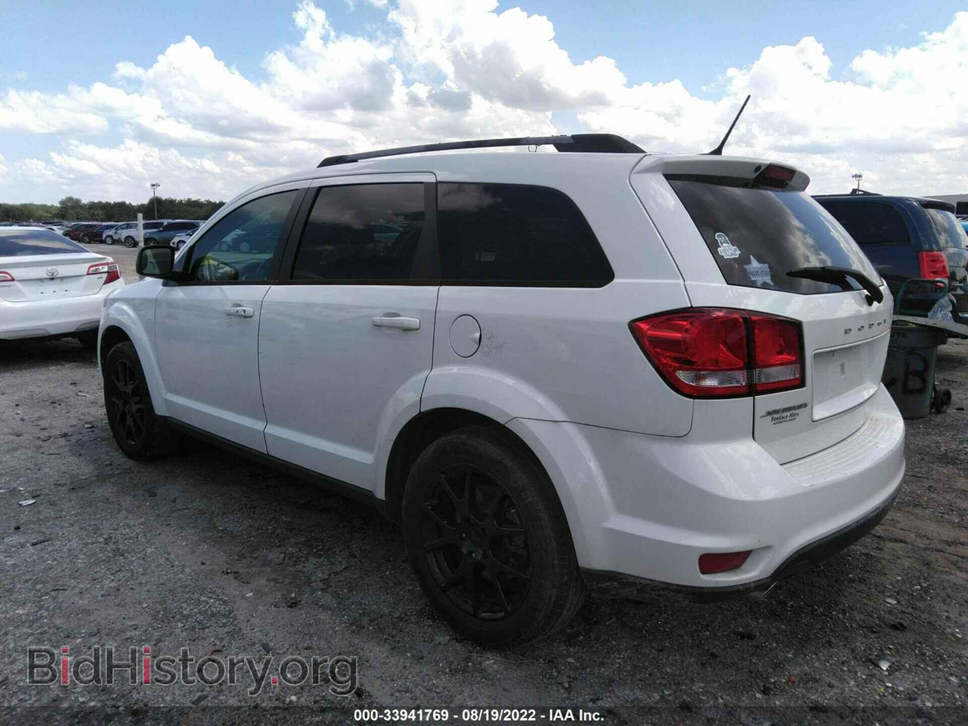 2017 DODGE JOURNEY - VIN: 3C4PDCBG2HT647884 - Фото 3