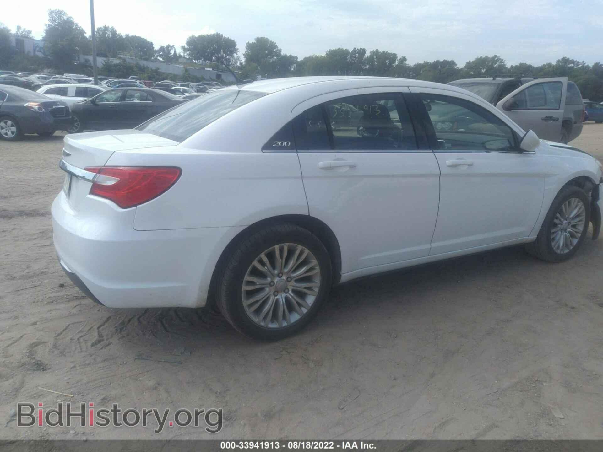 2013 CHRYSLER 200 - VIN: 1C3CCBAB9DN671101 - Фото 4