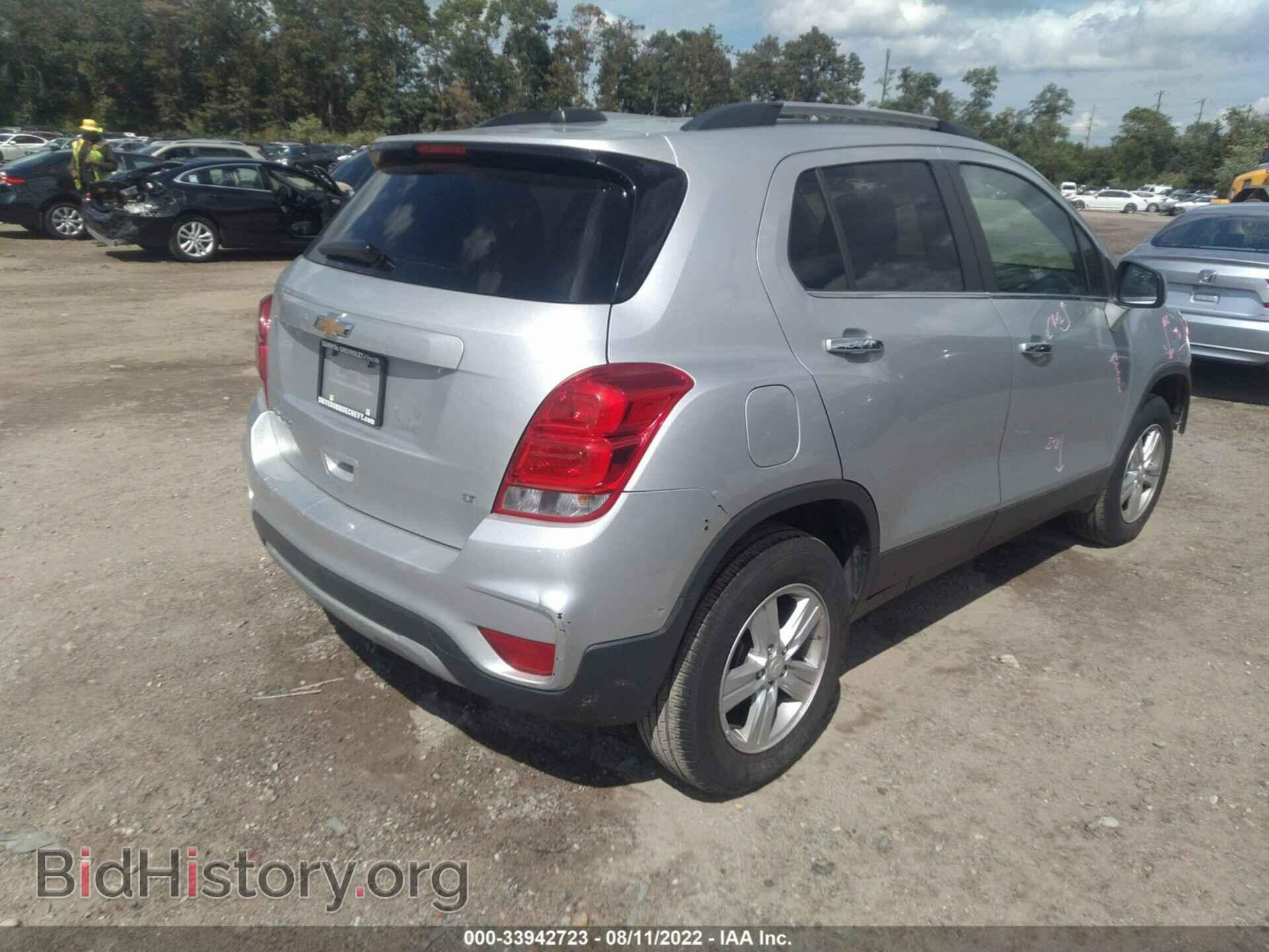 2018 CHEVROLET TRAX - VIN: 3GNCJPSB5JL294864 - Фото 4