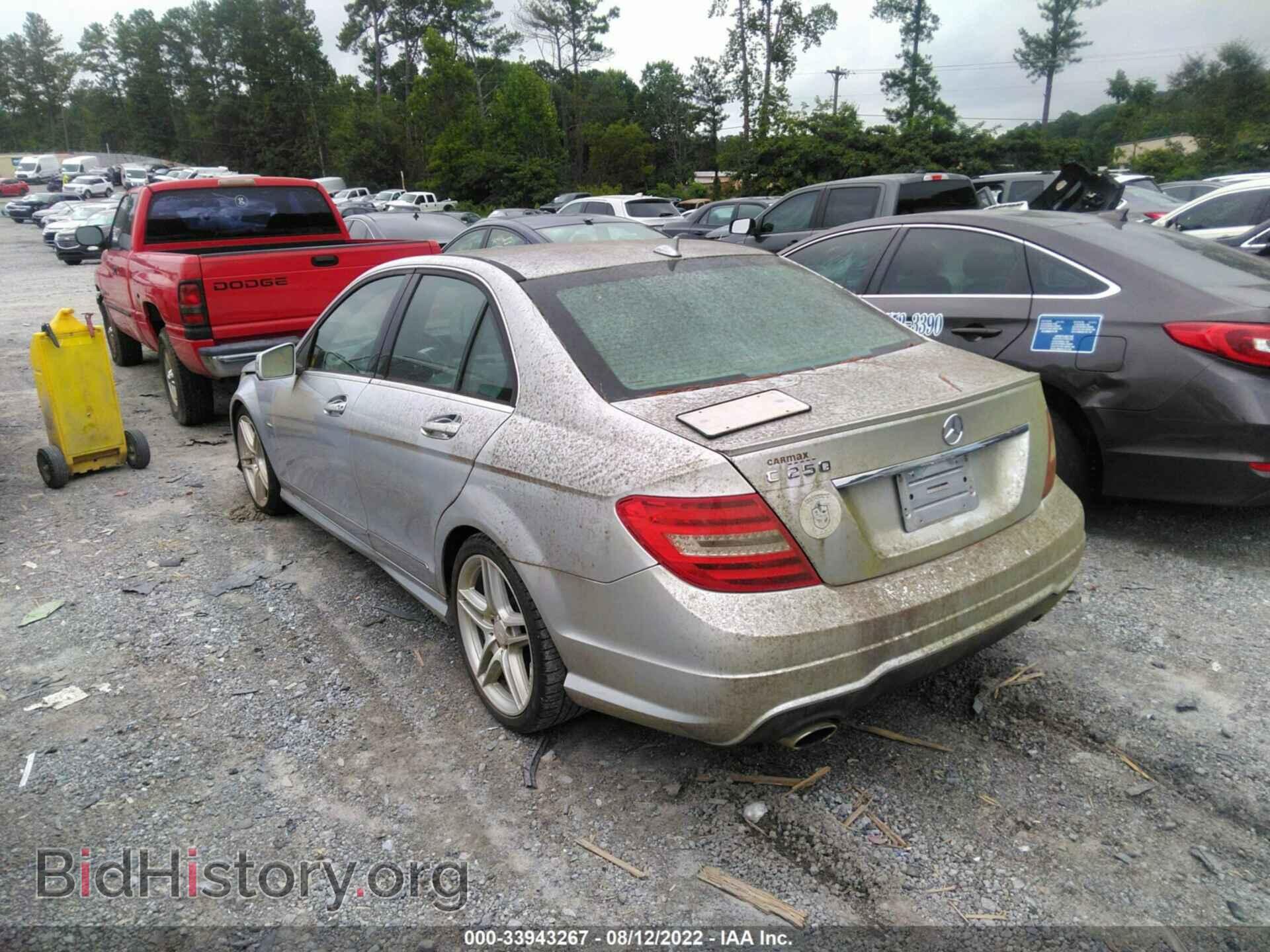 2012 MERCEDES-BENZ C-CLASS - VIN: WDDGF4HB9CA615760 - Фото 3