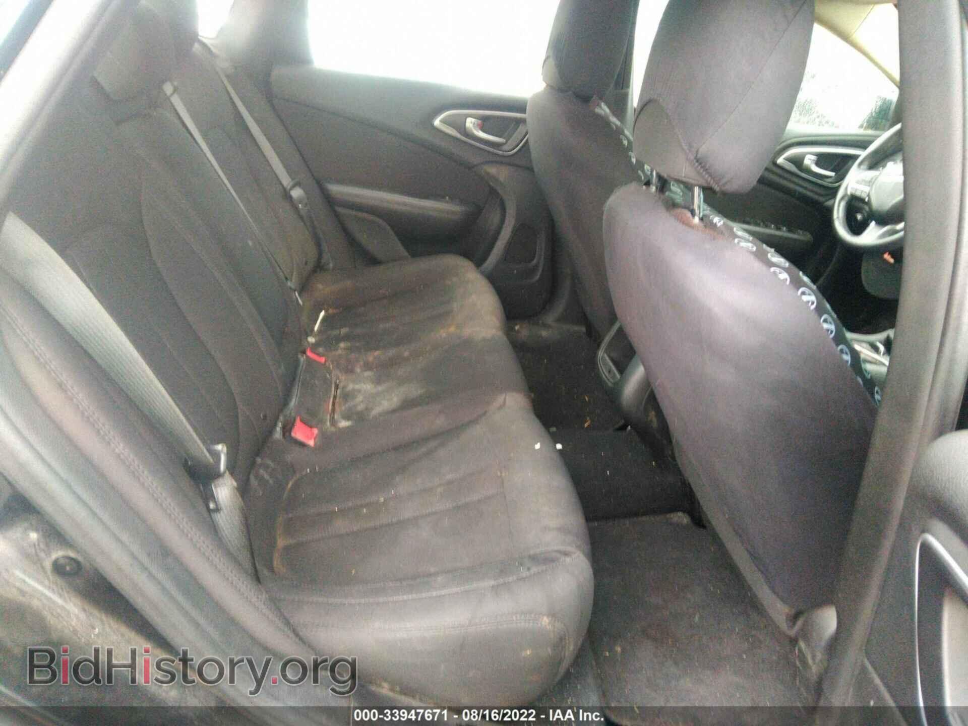 2015 CHRYSLER 200 - VIN: 1C3CCCAB2FN582995 - Фото 8