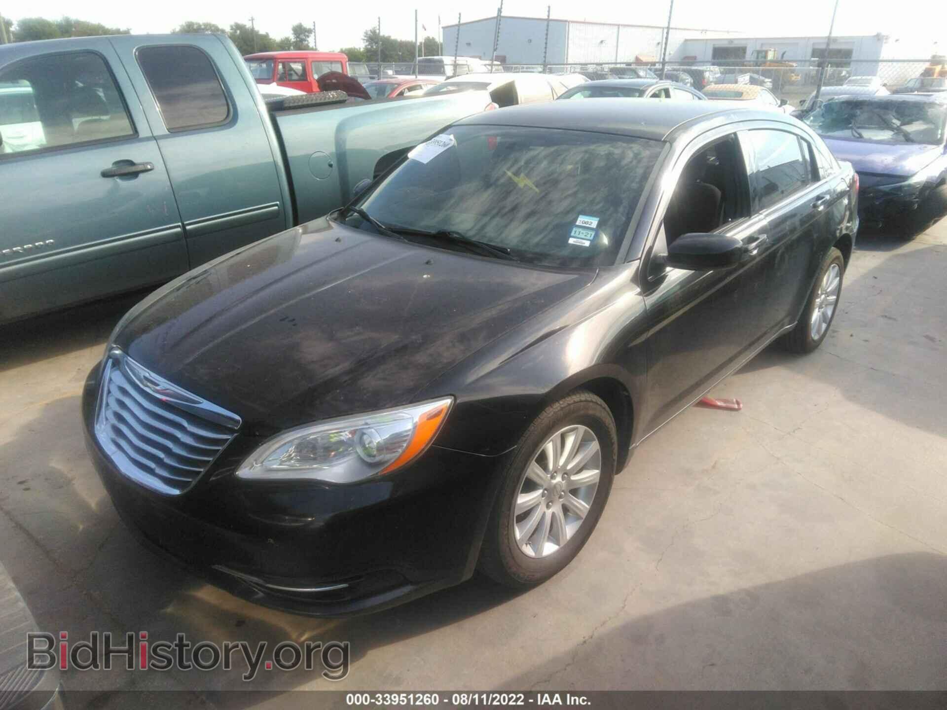 2013 CHRYSLER 200 - VIN: 1C3CCBBB2DN762483 - Photo 2