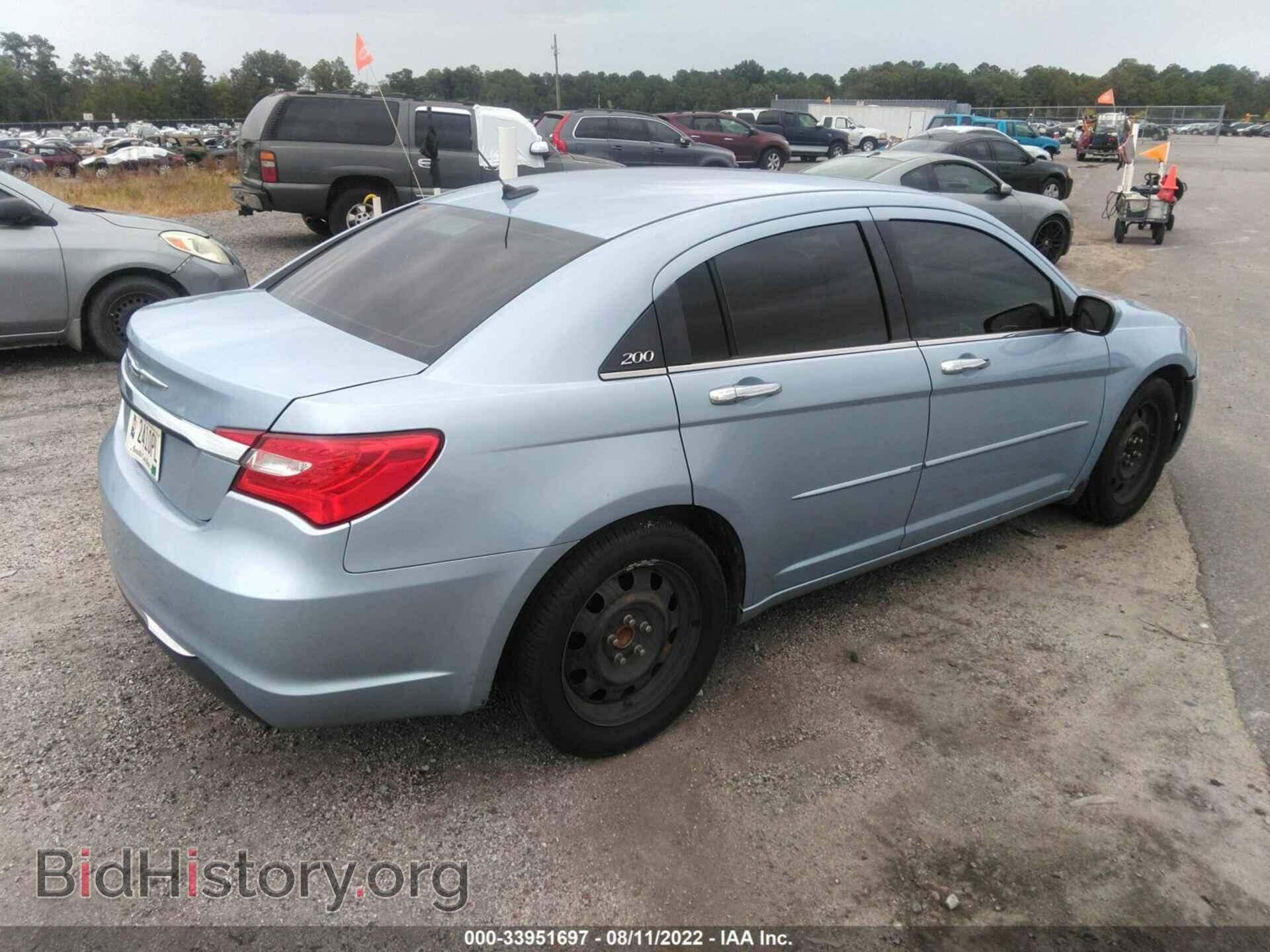 2013 CHRYSLER 200 - VIN: 1C3CCBAB4DN636112 - Photo 4