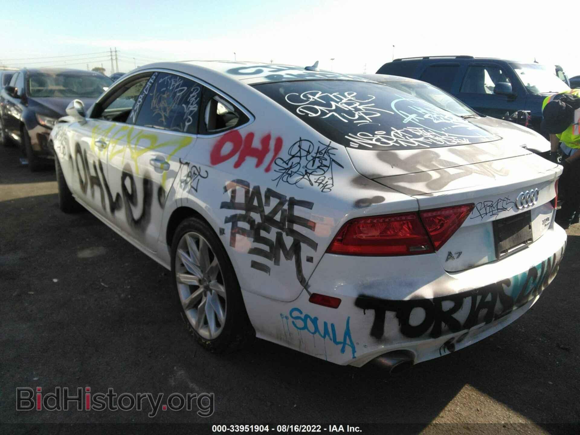2013 AUDI A7 - VIN: WAUYGAFC7DN064340 - Фото 3