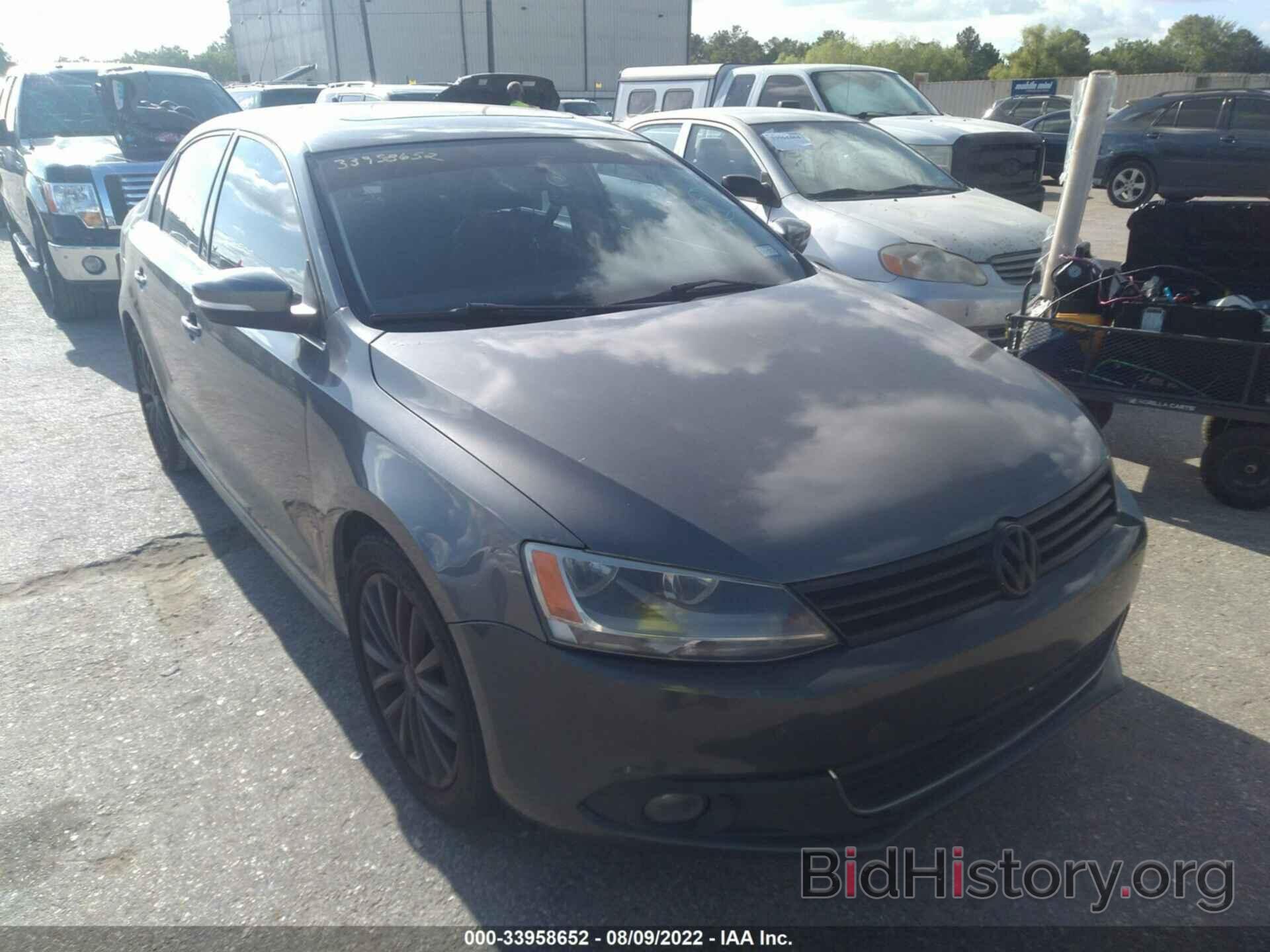 Photo 3VWLX7AJ4BM038854 - VOLKSWAGEN JETTA SEDAN 2011