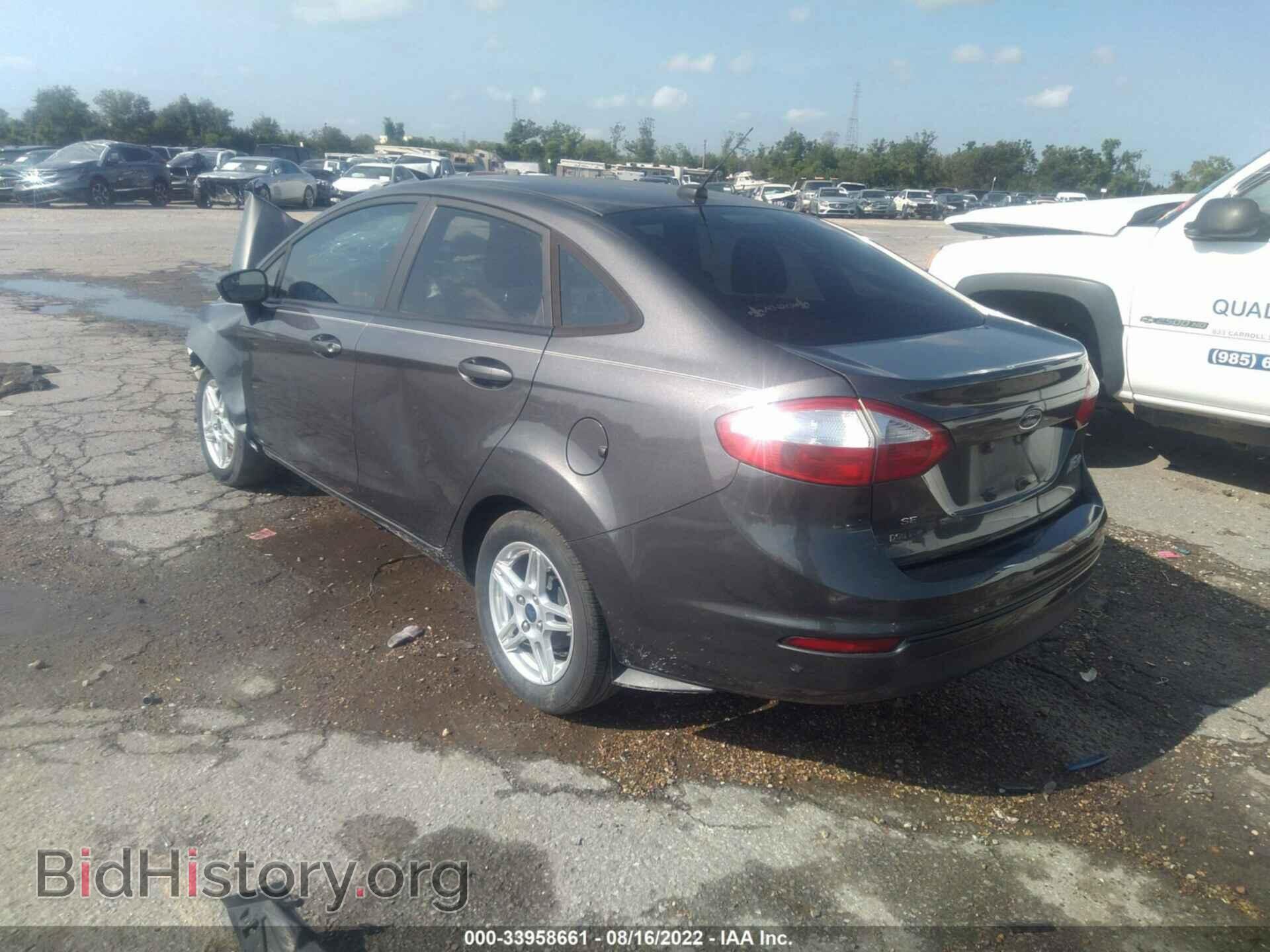 2018 FORD FIESTA - VIN: 3FADP4BJ2JM111387 - Фото 3