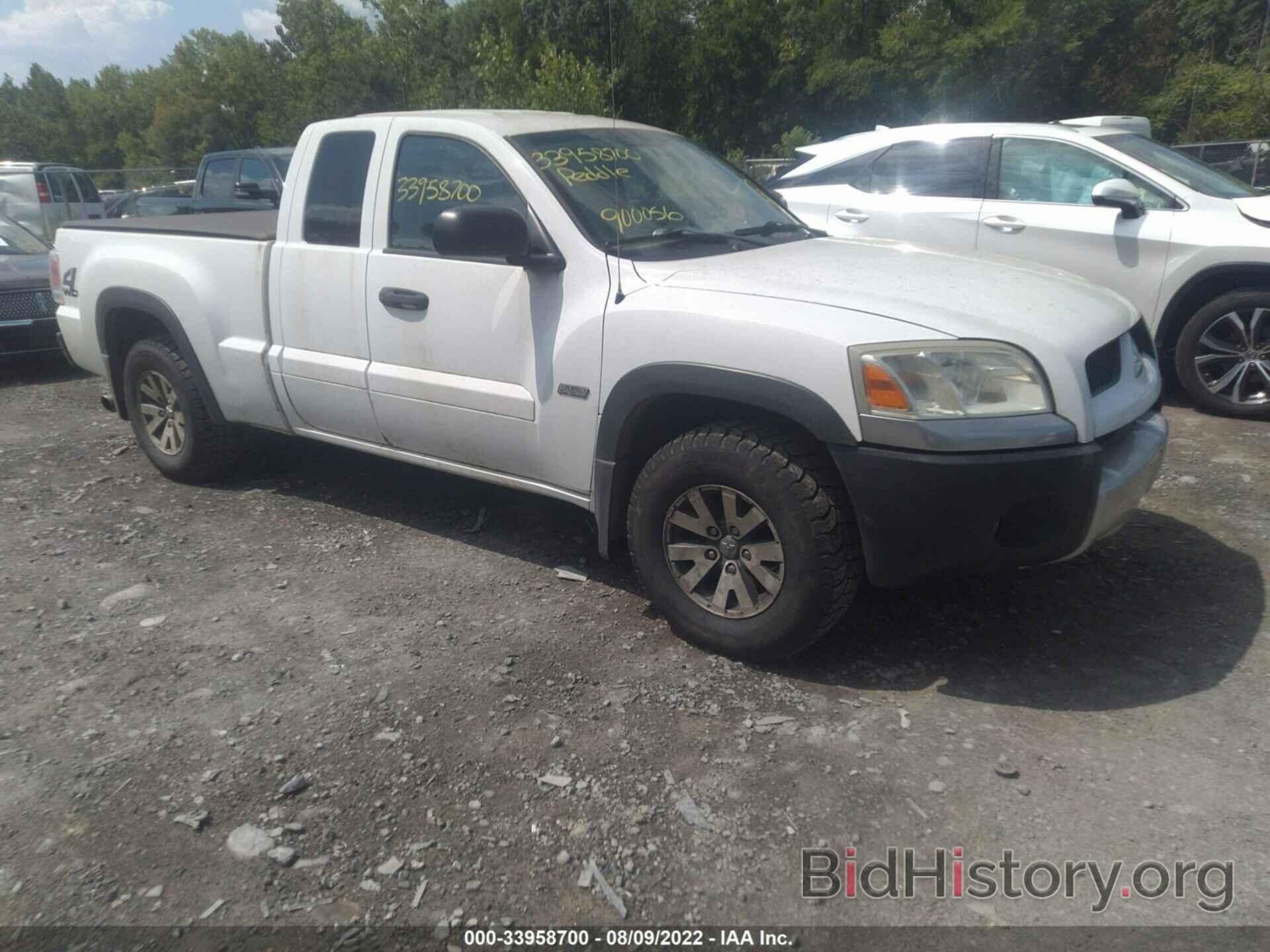 Photo 1Z7HT32N26S587050 - MITSUBISHI RAIDER 2006