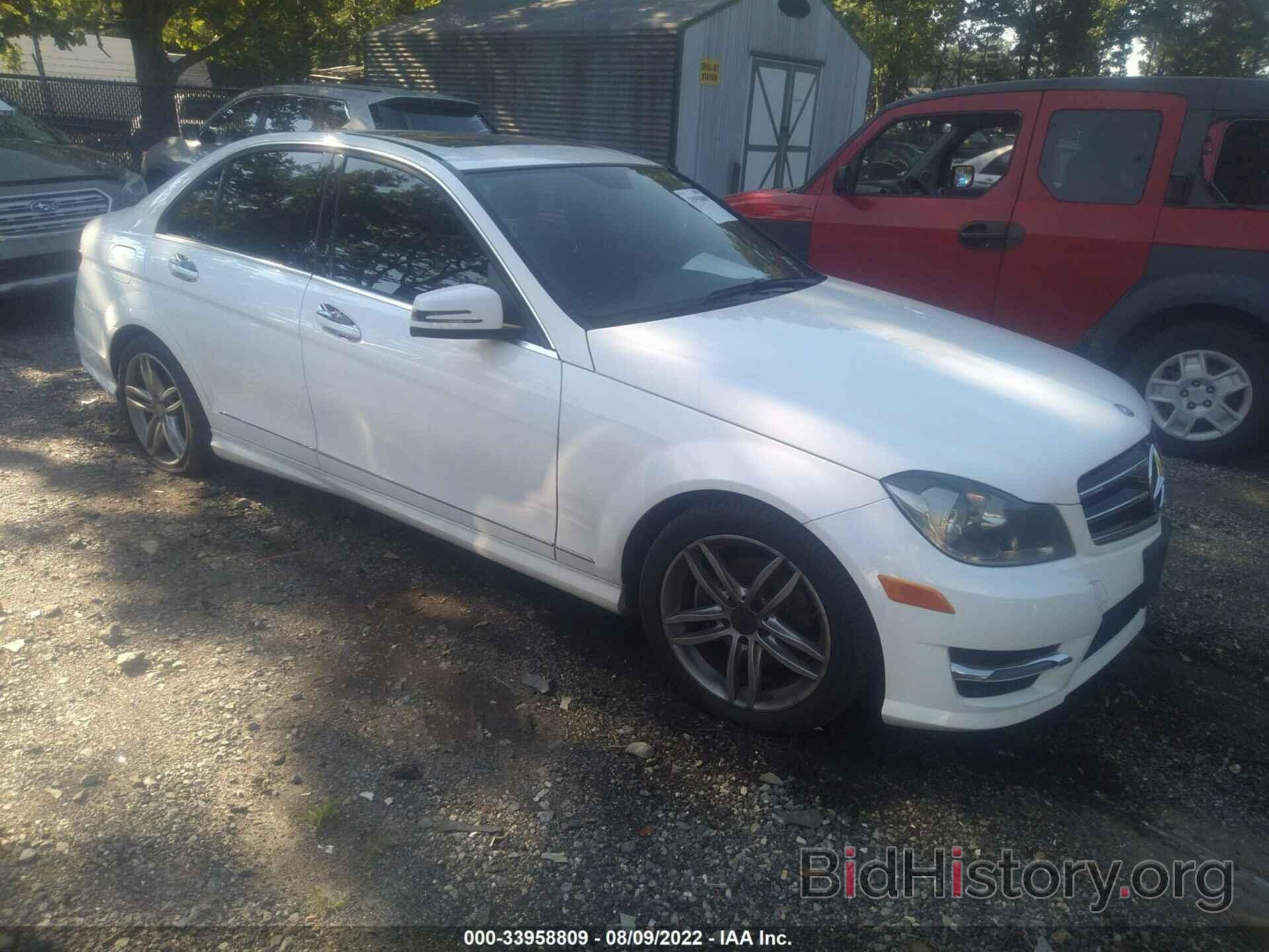 Photo WDDGF4HB5EA943406 - MERCEDES-BENZ C-CLASS 2014