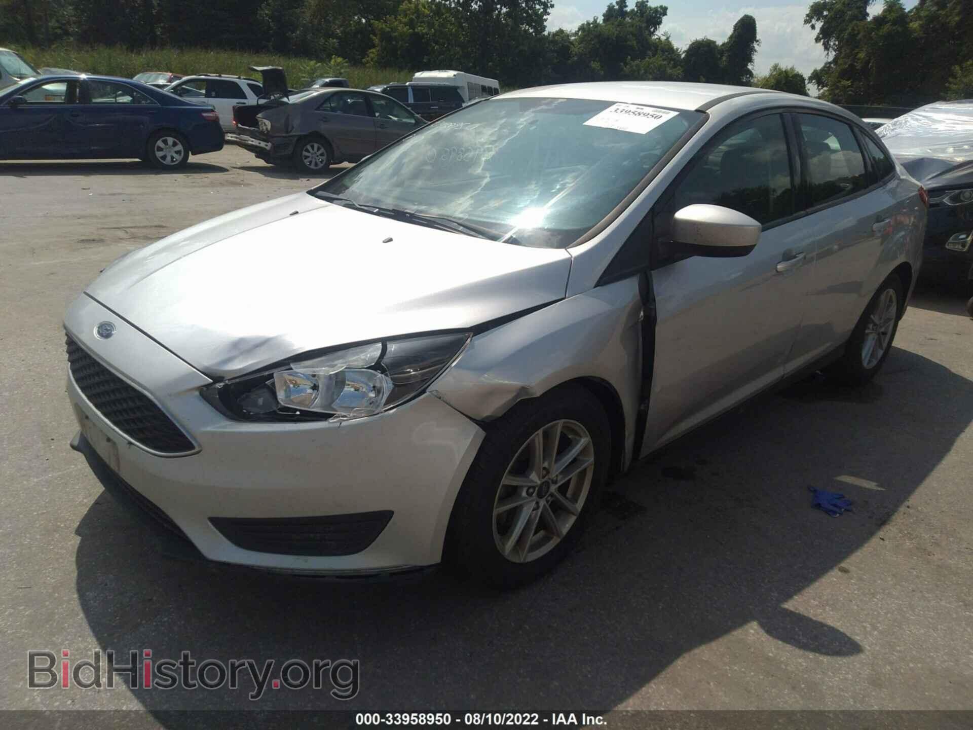 2018 FORD FOCUS - VIN: 1FADP3F25JL295559 - Фото 2