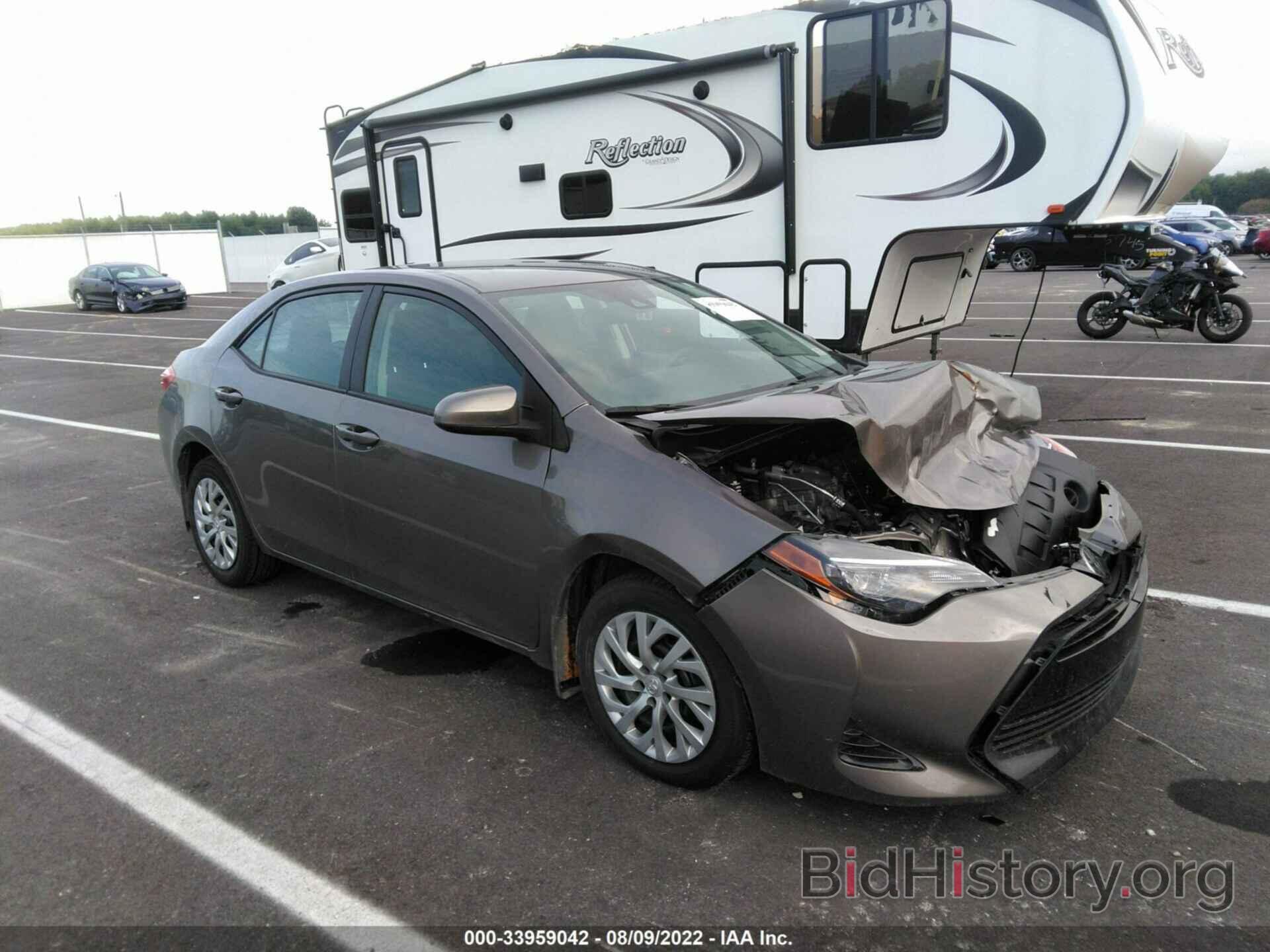 Photo 2T1BURHE0JC076553 - TOYOTA COROLLA 2018