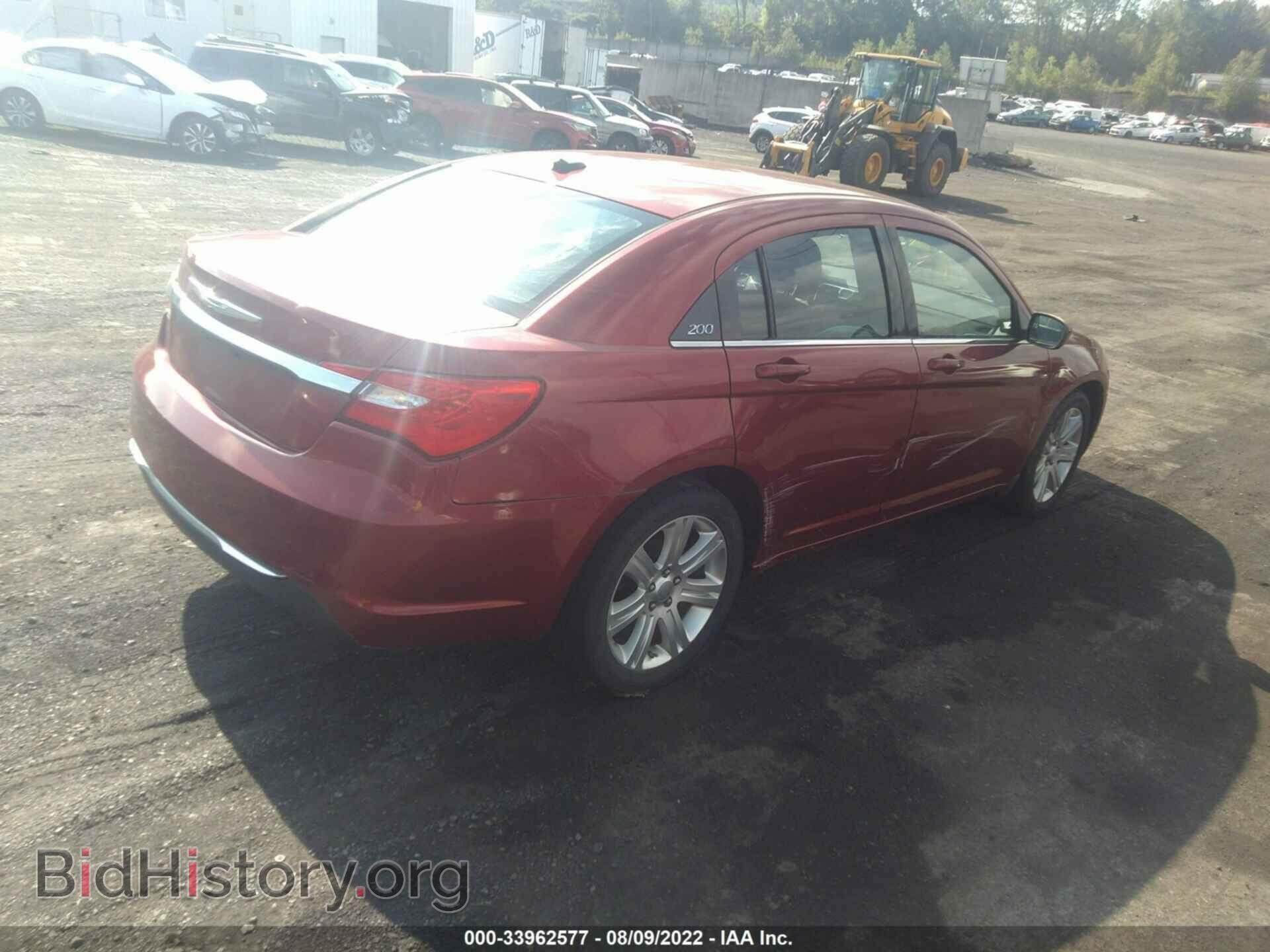 2013 CHRYSLER 200 - VIN: 1C3CCBAB0DN761186 - Photo 4