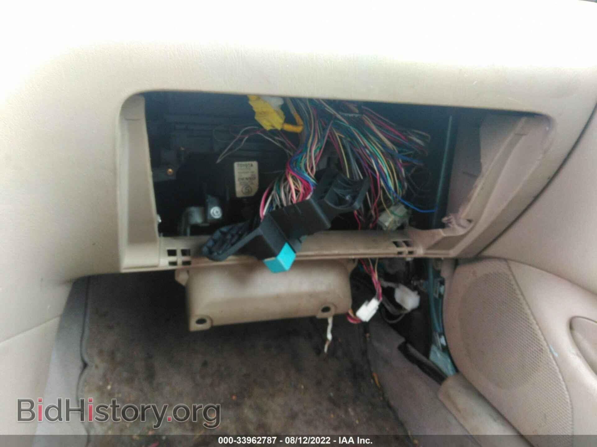 2006 TOYOTA COROLLA - VIN: 2T1BR32E46C581476 - Фото 6