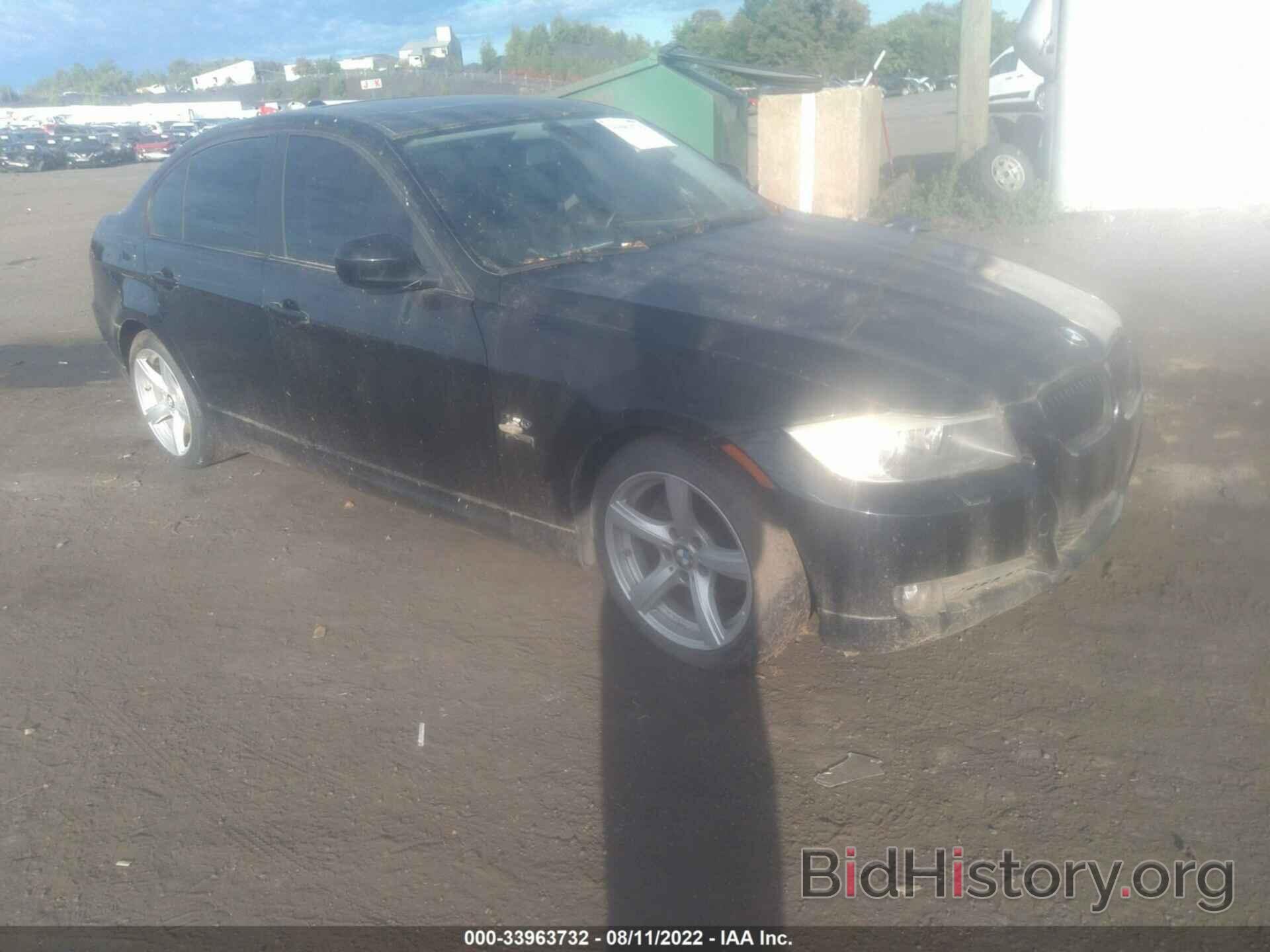 Photo WBAPK73599A464871 - BMW 3 SERIES 2009