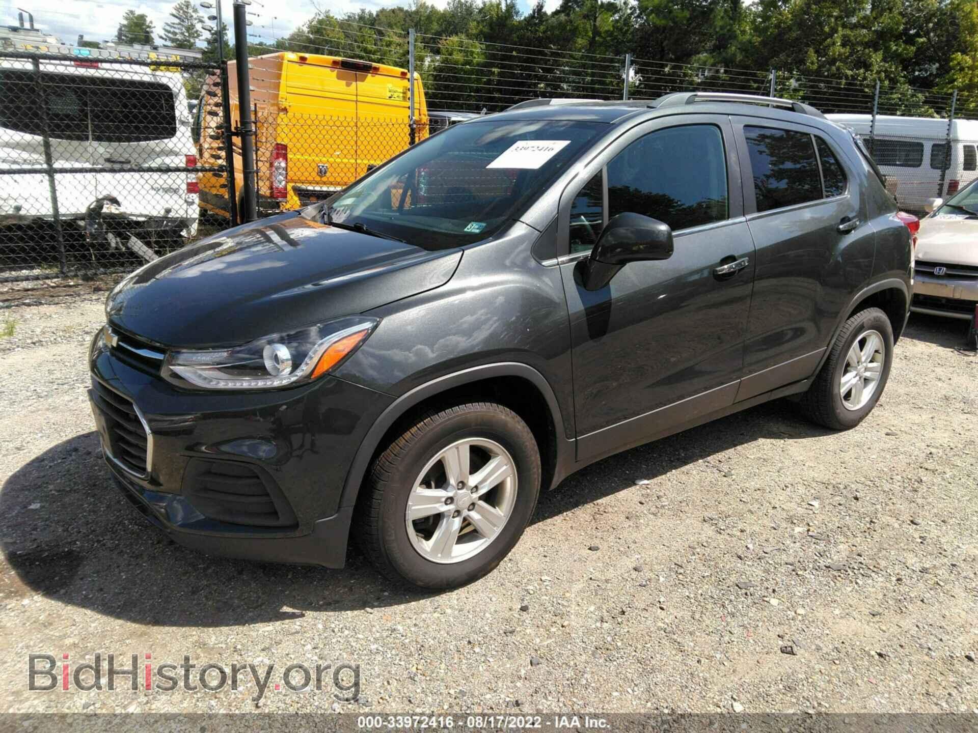 2017 CHEVROLET TRAX - VIN: 3GNCJPSB3HL290435 - Photo 2