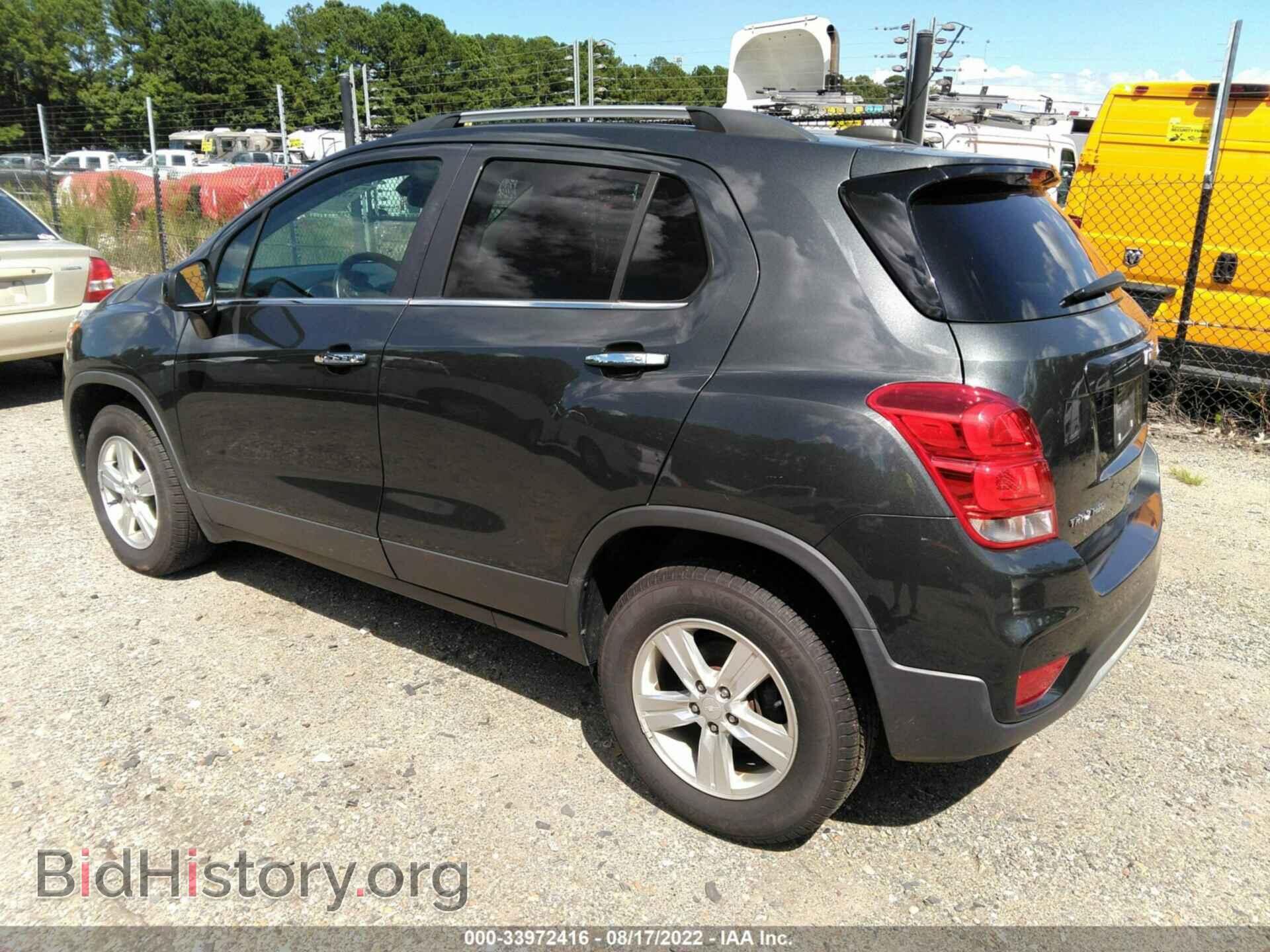 2017 CHEVROLET TRAX - VIN: 3GNCJPSB3HL290435 - Photo 3