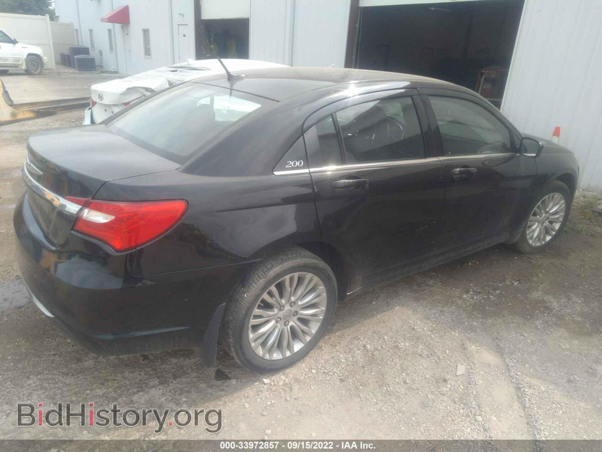 2012 CHRYSLER 200 - VIN: 1C3CCBAB9CN104675 - Фото 4