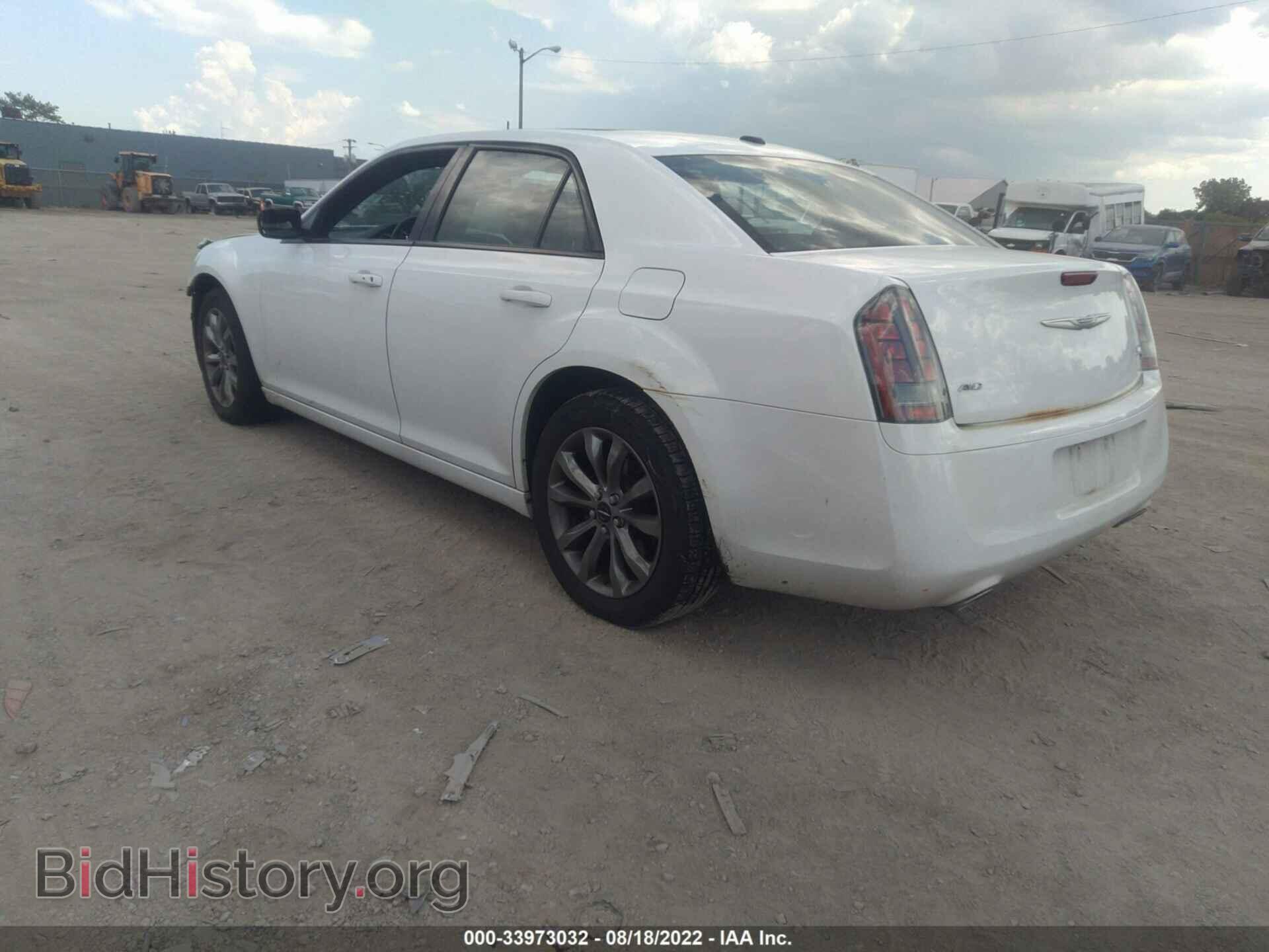 2014 CHRYSLER 300 - VIN: 2C3CCAGG9EH353194 - Фото 3