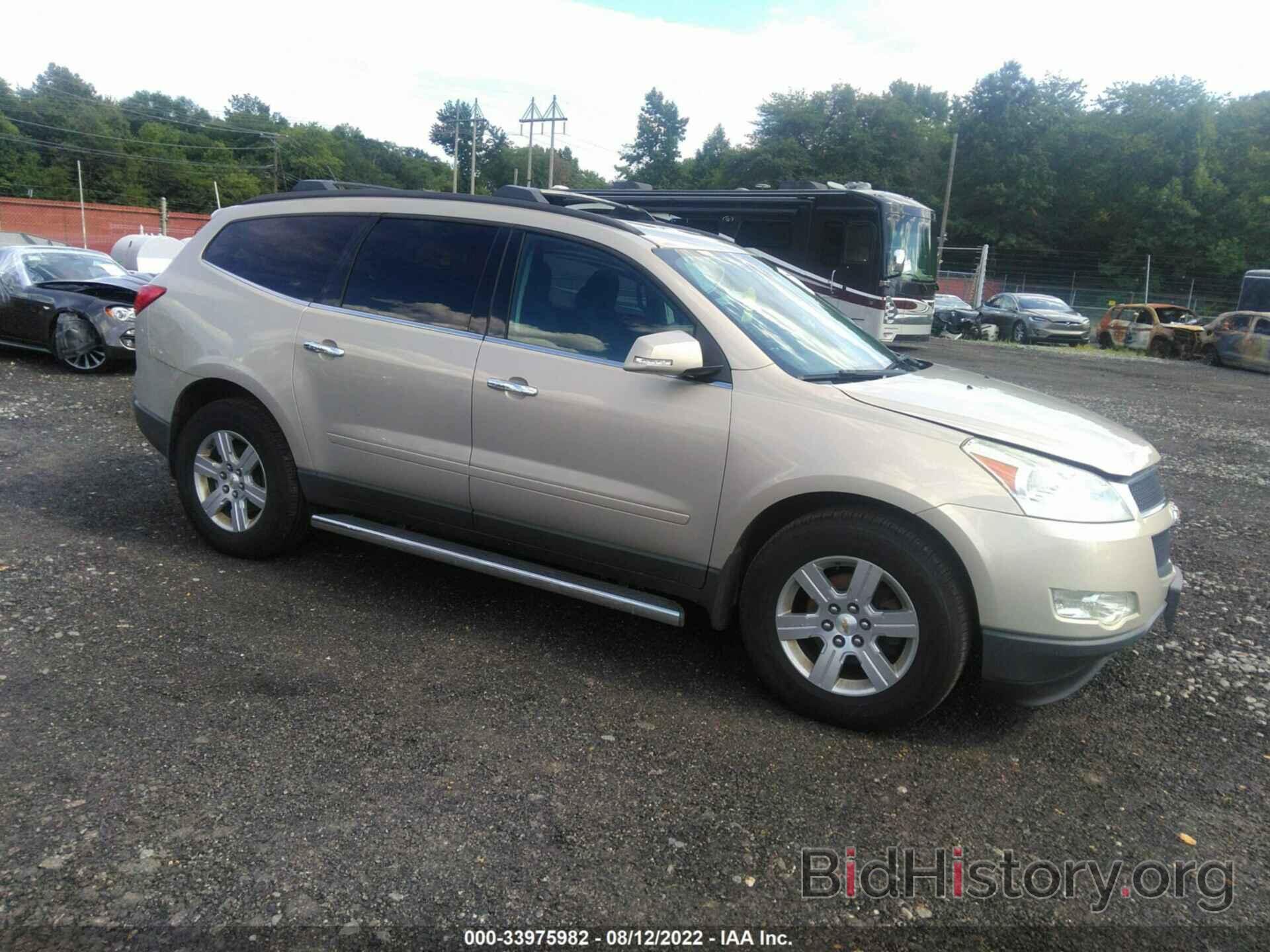 Photo 1GNKVGED5BJ385087 - CHEVROLET TRAVERSE 2011