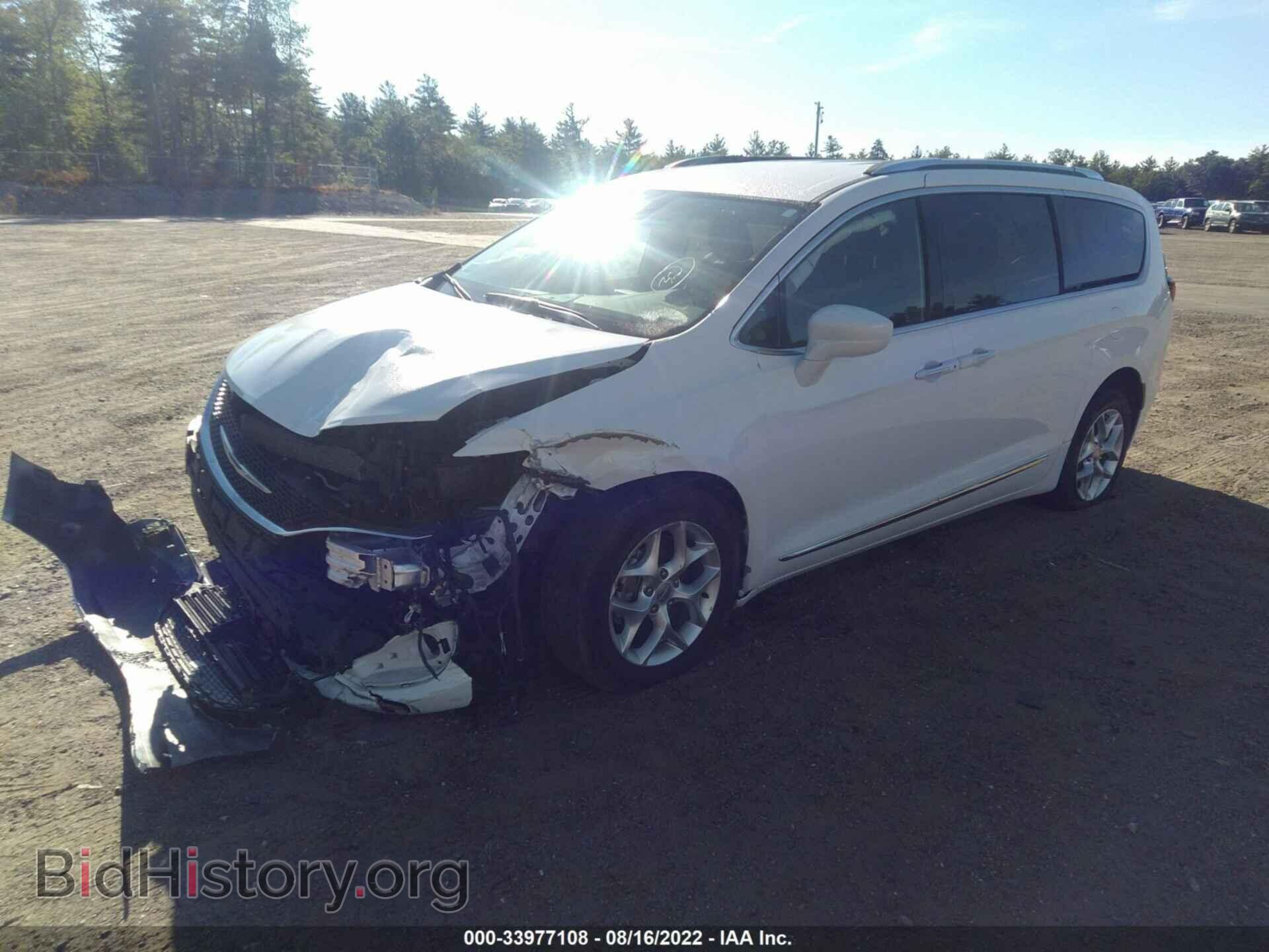 2020 CHRYSLER PACIFICA - VIN: 2C4RC1BG8LR106723 - Фото 2