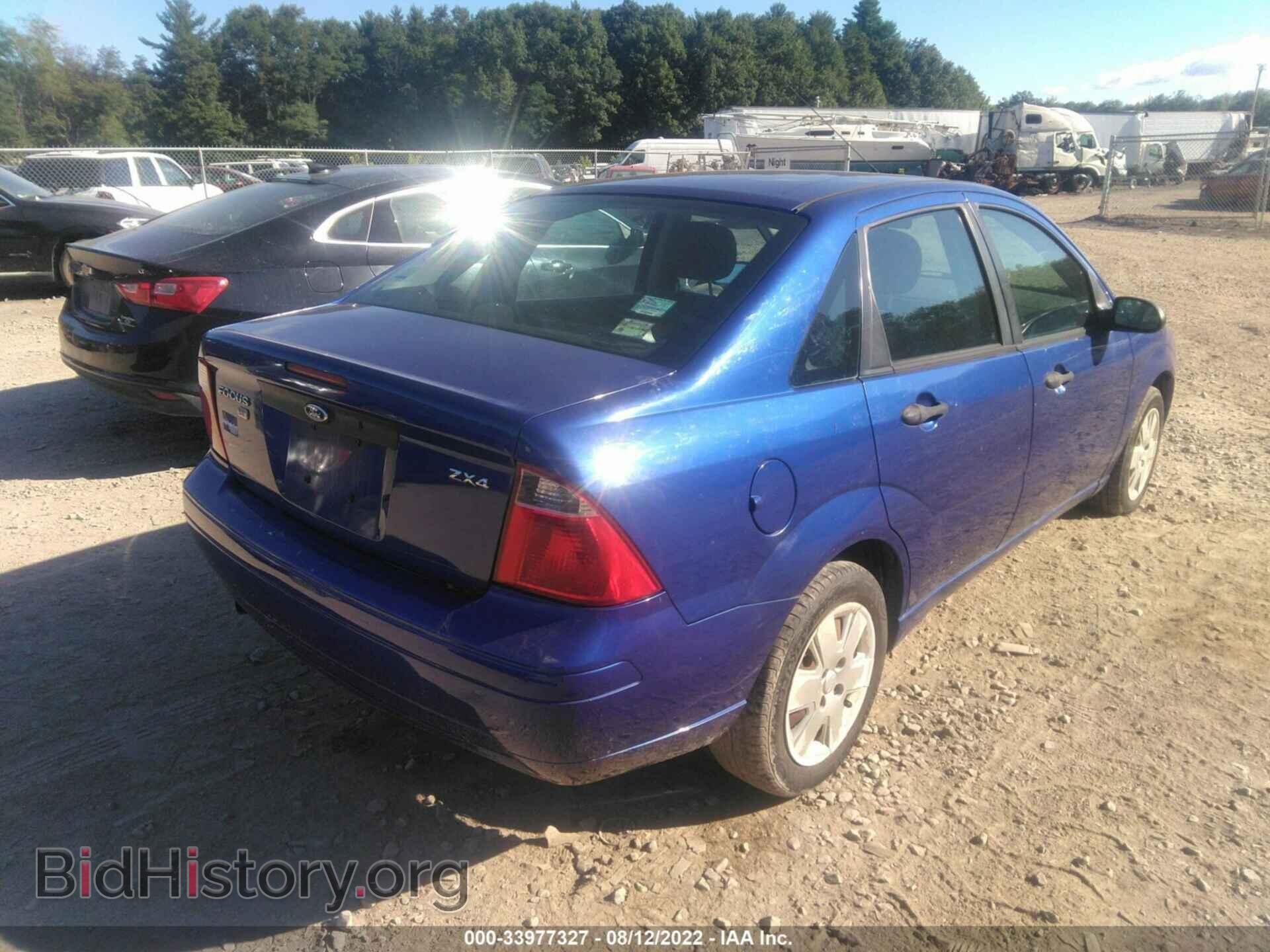 2006 FORD FOCUS - VIN: 1FAHP34N16W163760 - Фото 4