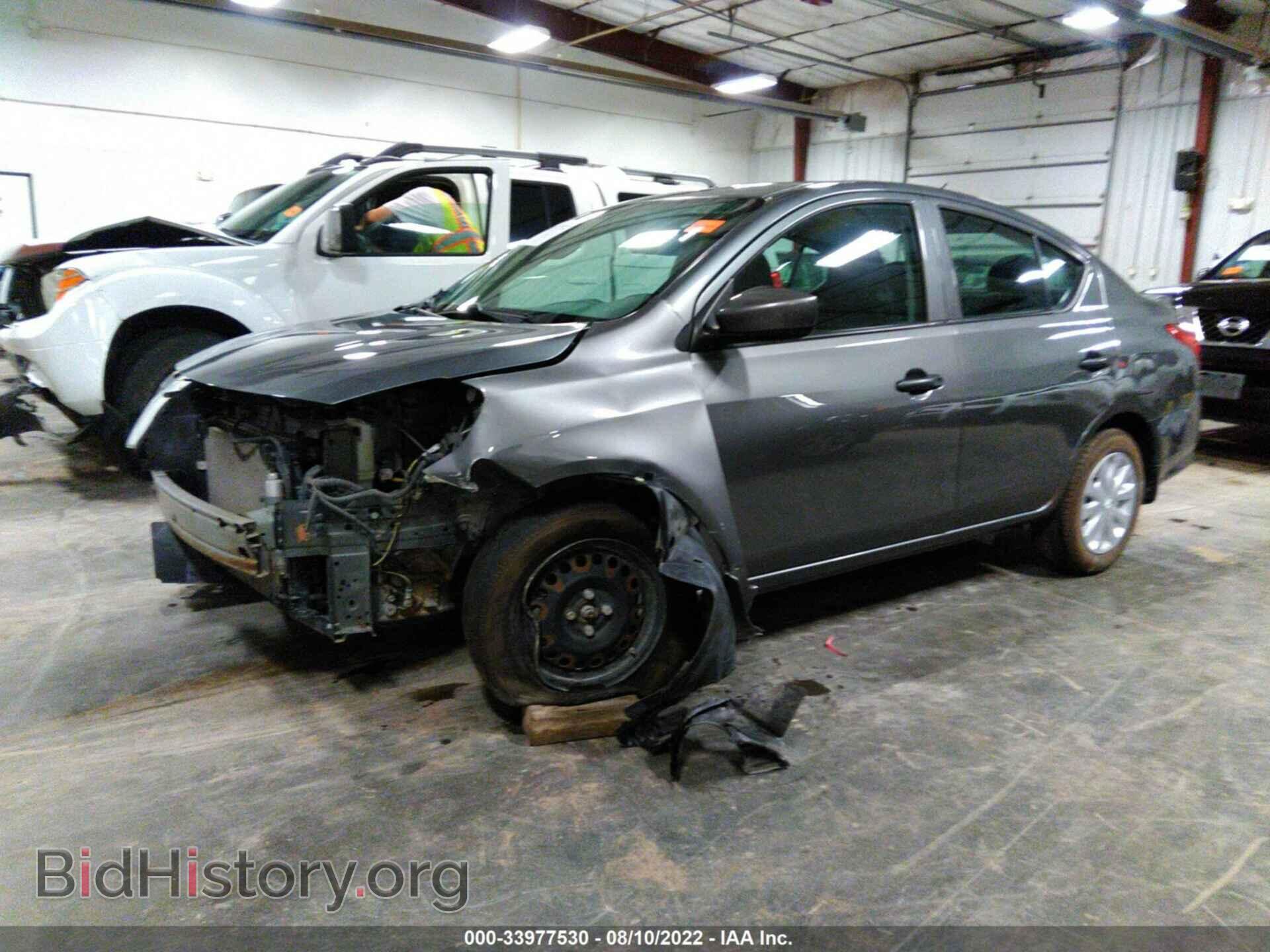 2016 NISSAN VERSA - VIN: 3N1CN7AP2GL840266 - Фото 2