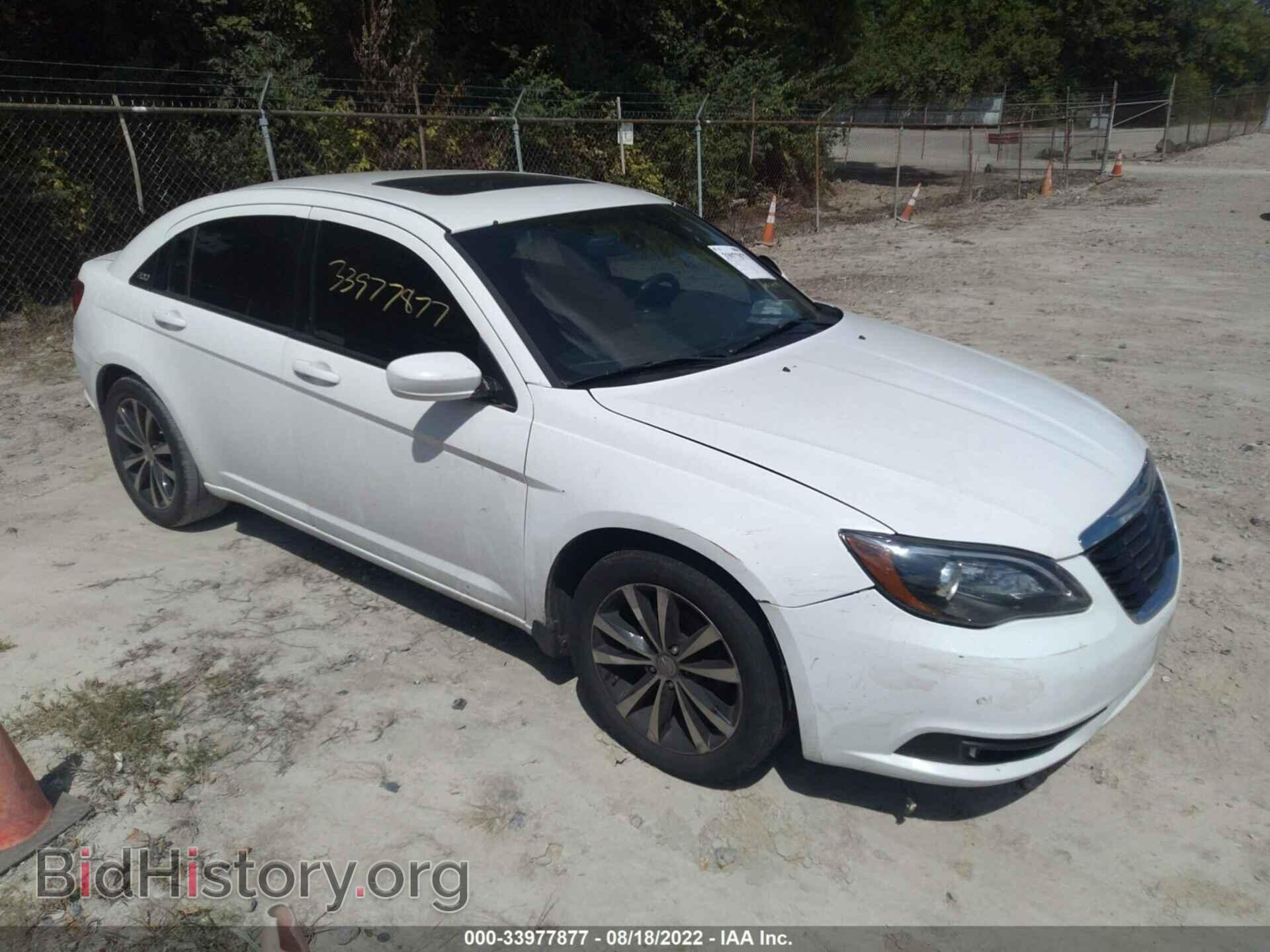 Photo 1C3CCBBB2DN653036 - CHRYSLER 200 2013