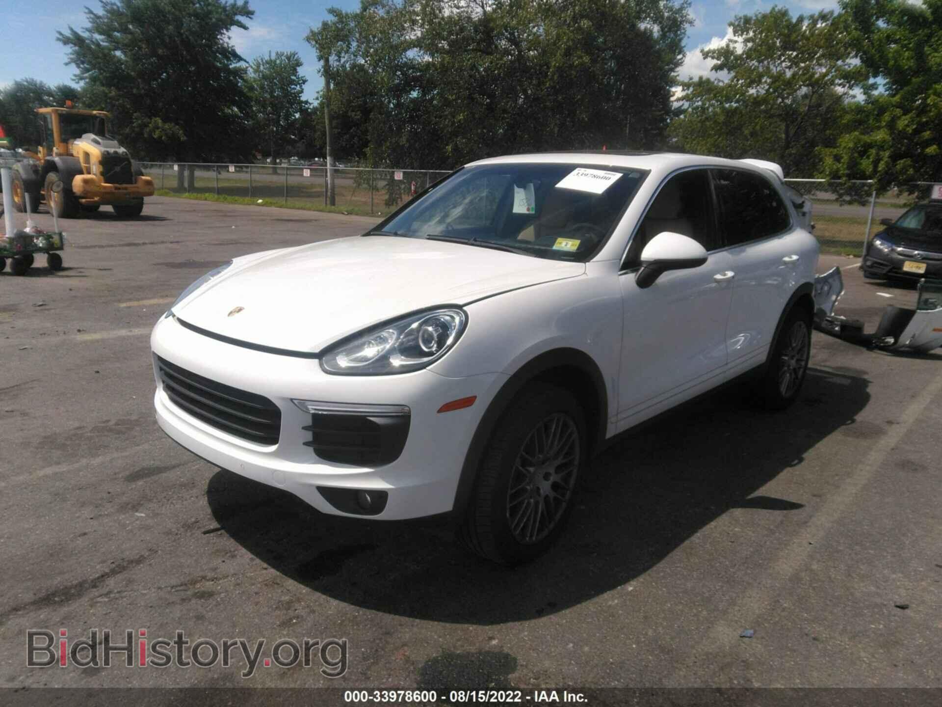 2016 PORSCHE CAYENNE - VIN: WP1AA2A24GLA09532 - Фото 2