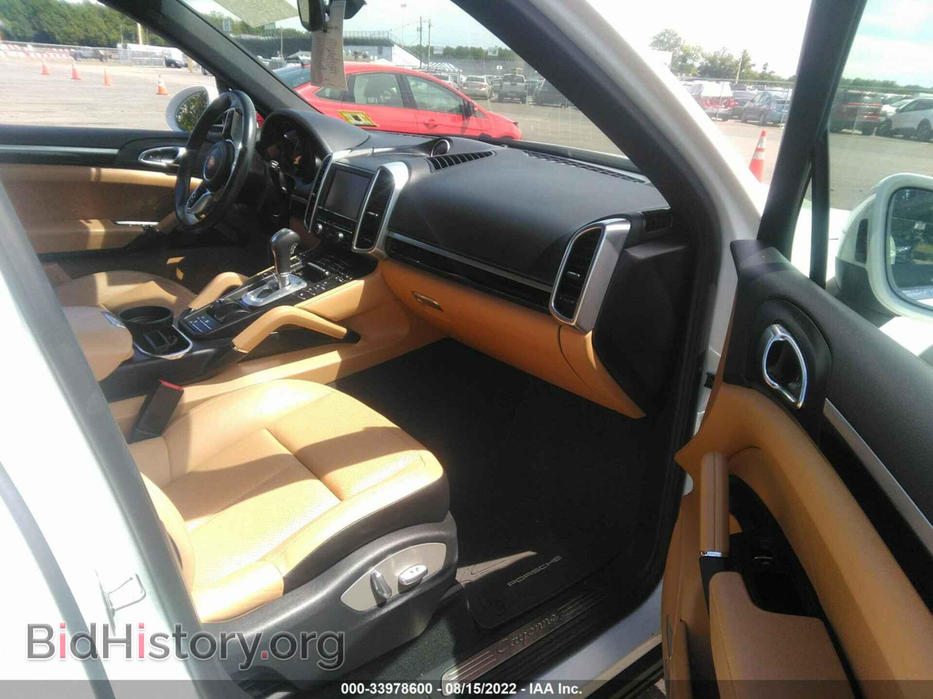 2016 PORSCHE CAYENNE - VIN: WP1AA2A24GLA09532 - Фото 5
