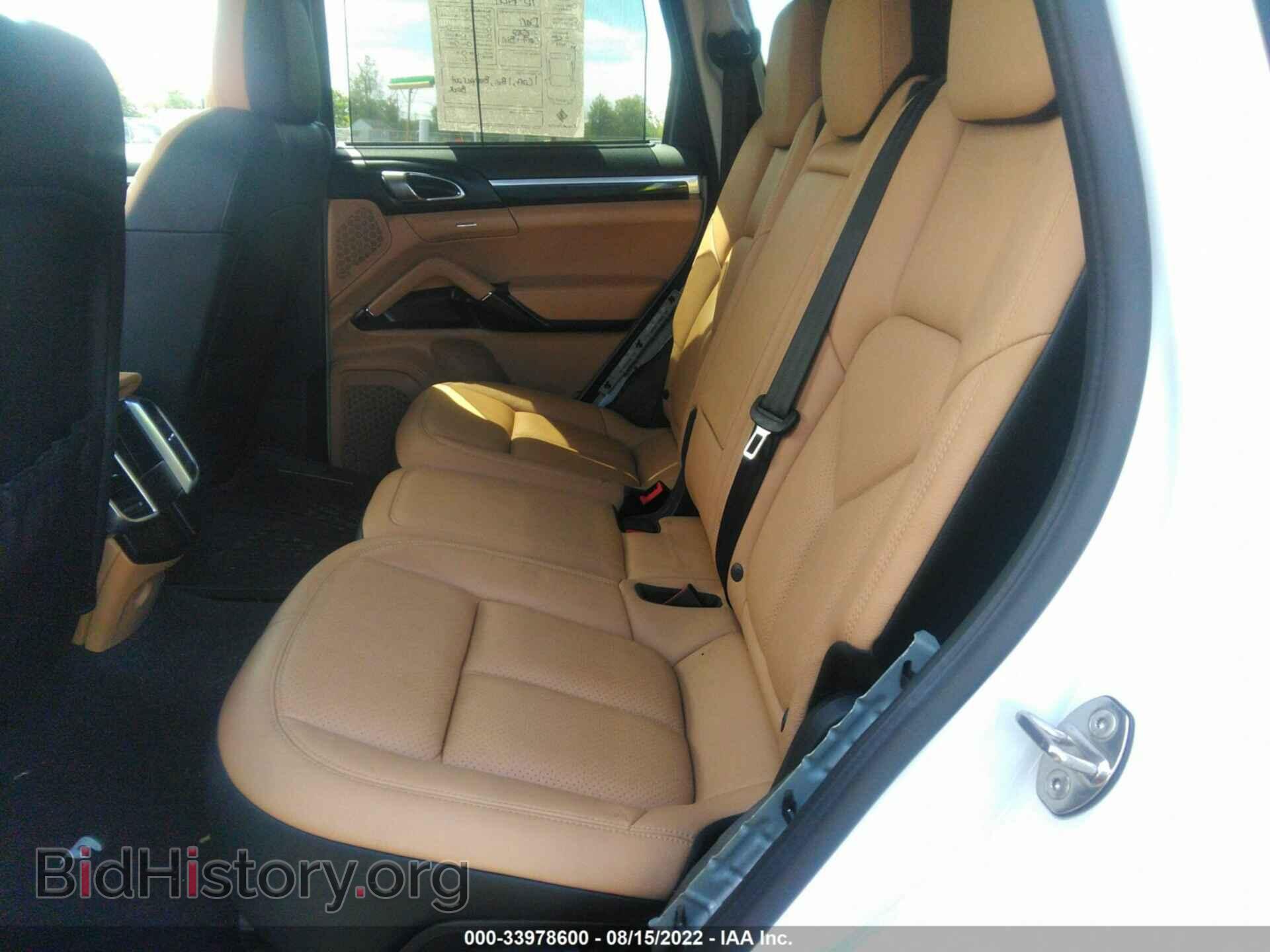 2016 PORSCHE CAYENNE - VIN: WP1AA2A24GLA09532 - Фото 8